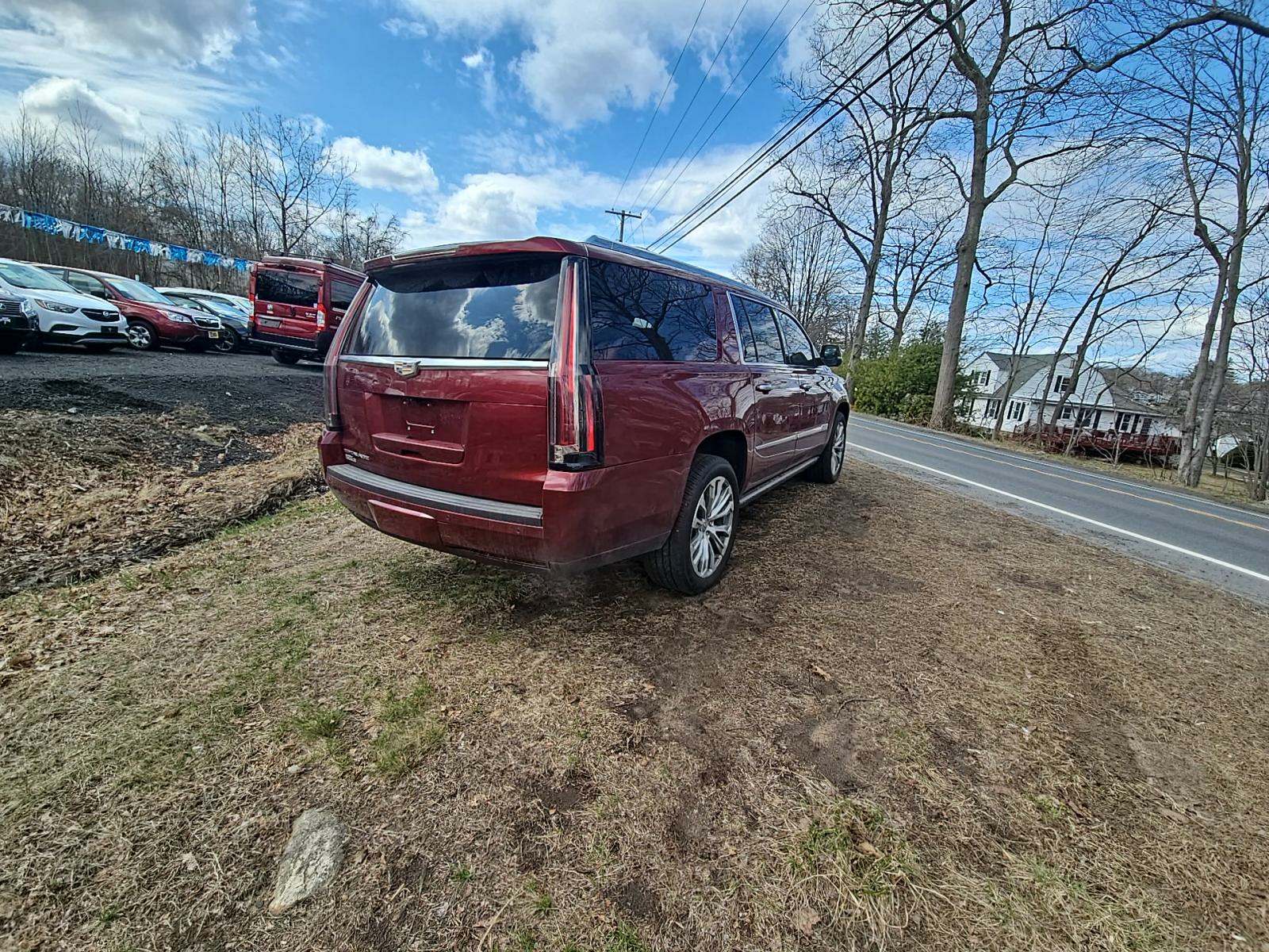 2017 Cadillac Escalade ESV Platinum AWD