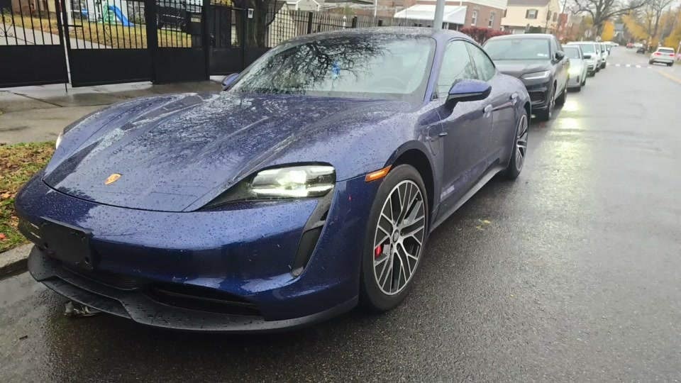 2021 Porsche Taycan 4S Sedan