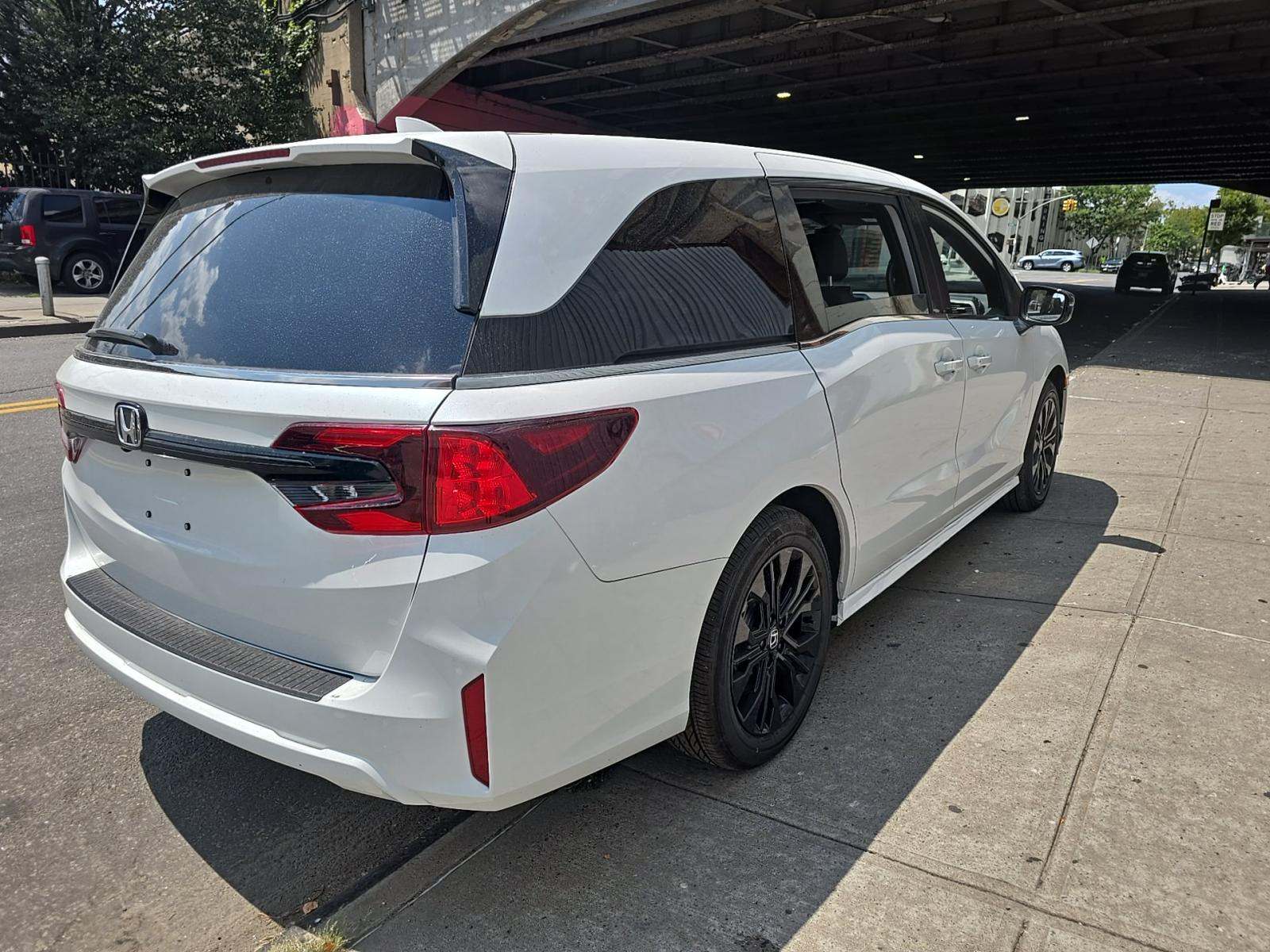 2025 Honda Odyssey Sport-L FWD