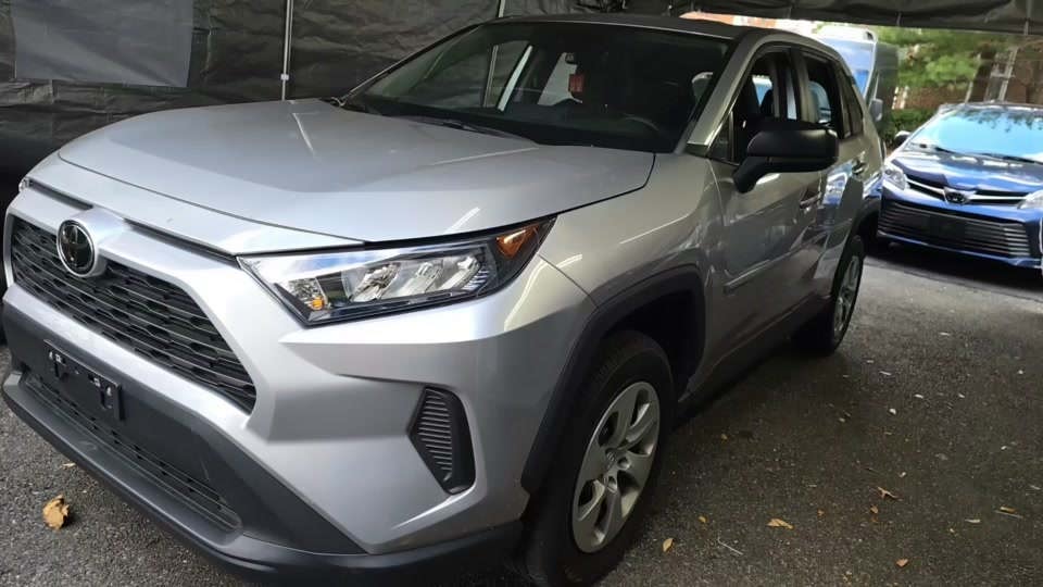 2022 Toyota RAV4 LE