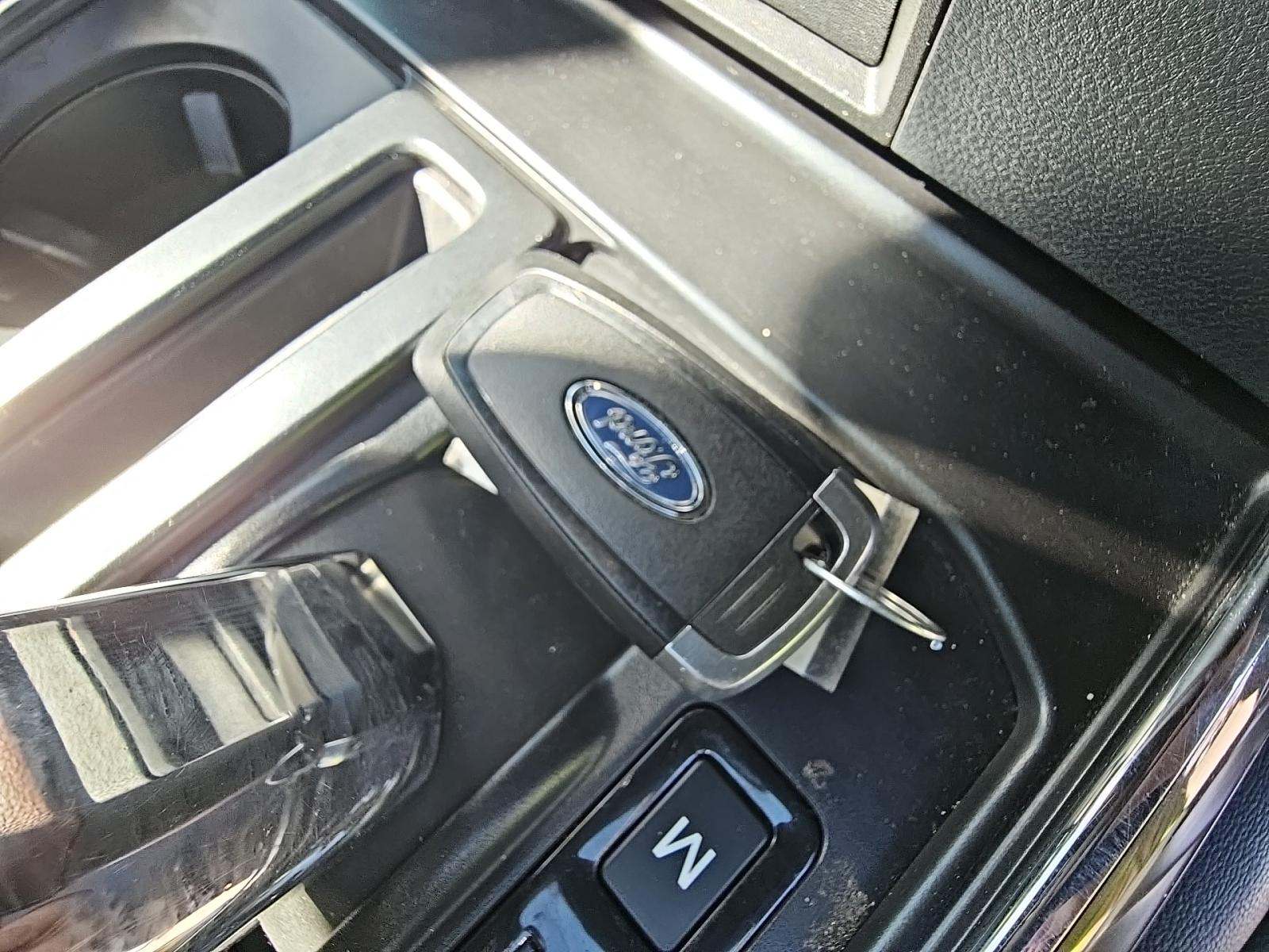 2022 Ford F-150 Lariat AWD