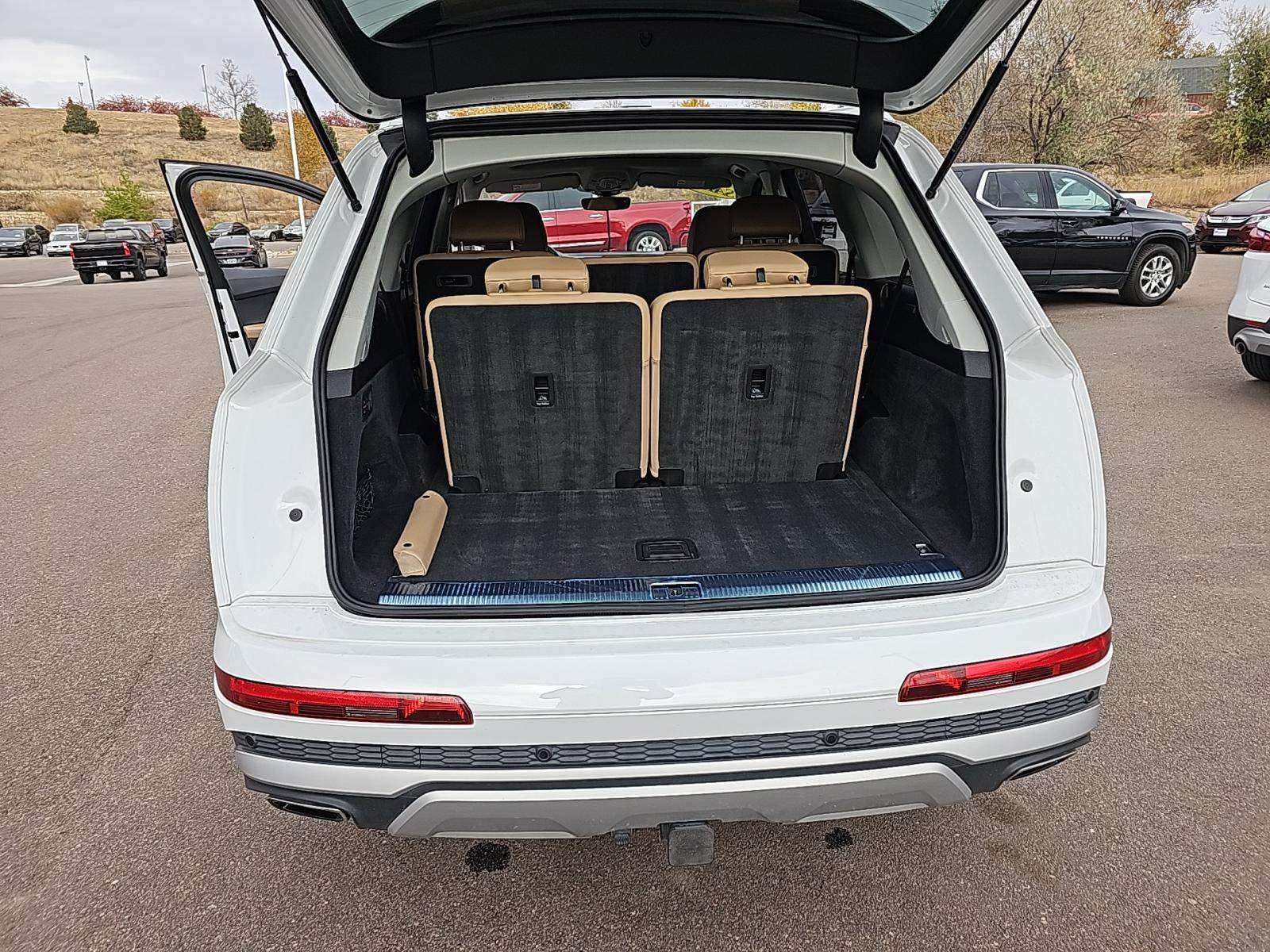 2025 Audi Q7 Premium Plus AWD