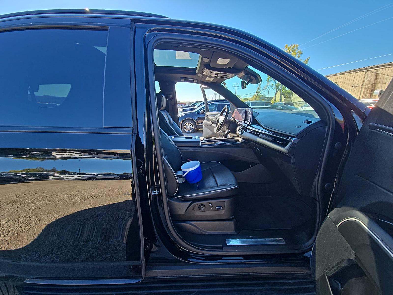 2022 Cadillac Escalade Sport AWD