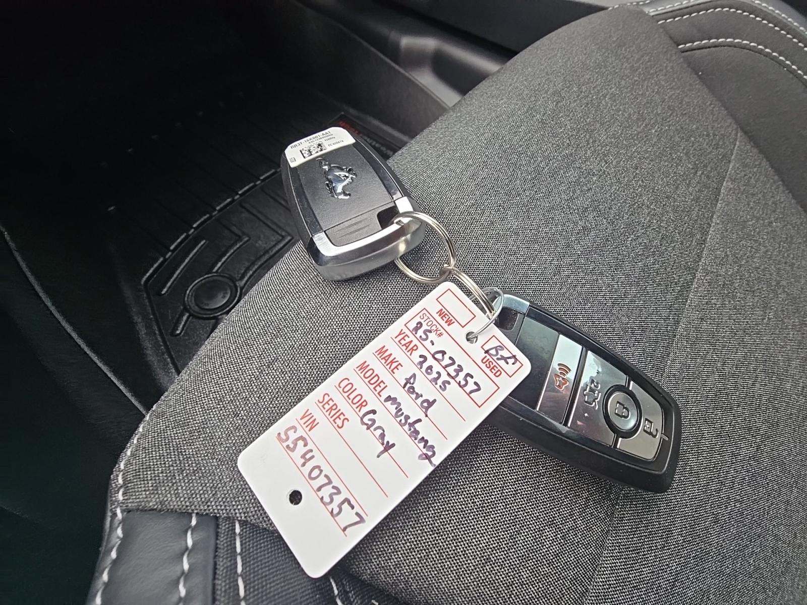 2025 Ford Mustang GT RWD