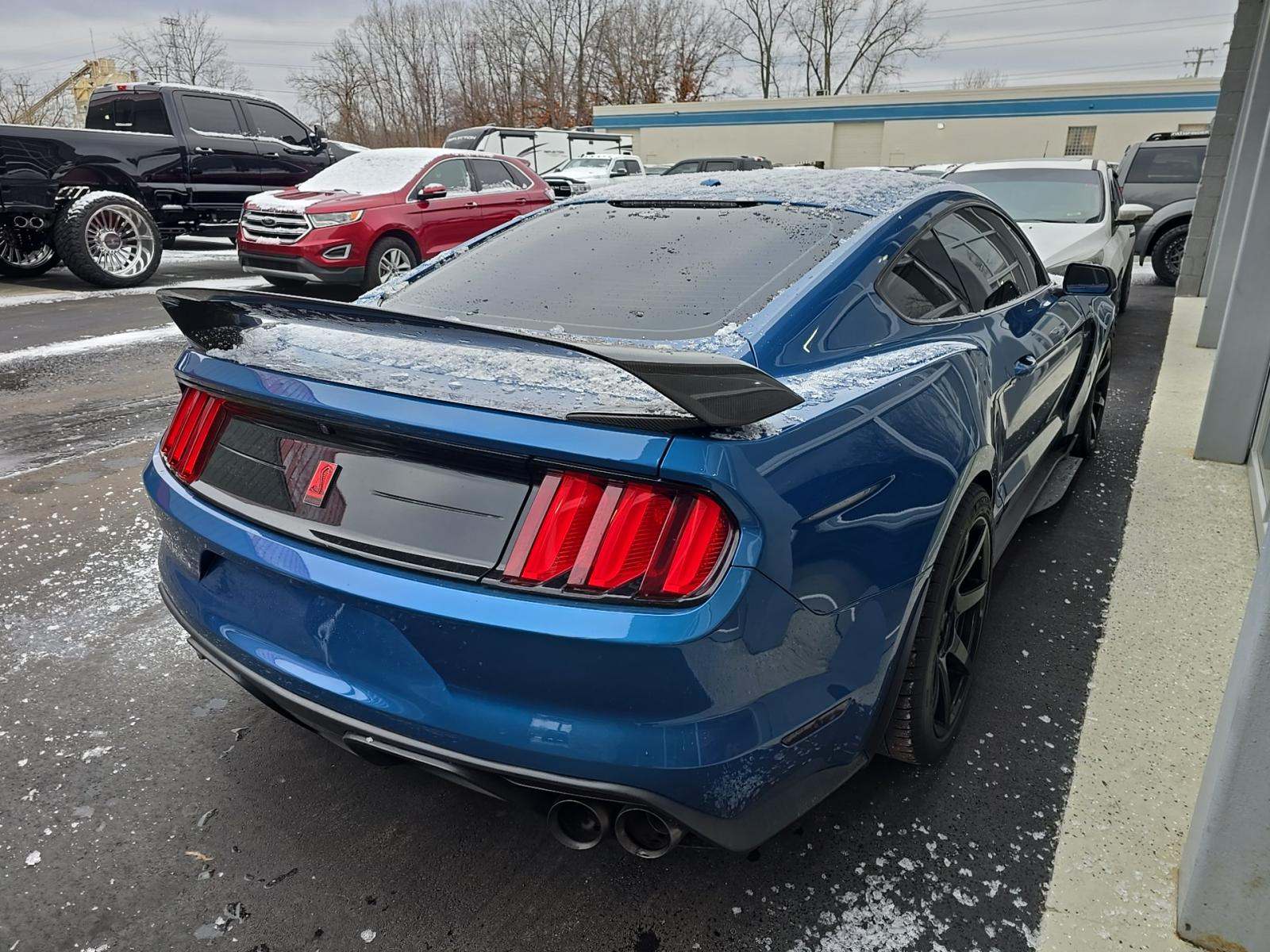 2020 Ford Mustang Shelby GT350R RWD