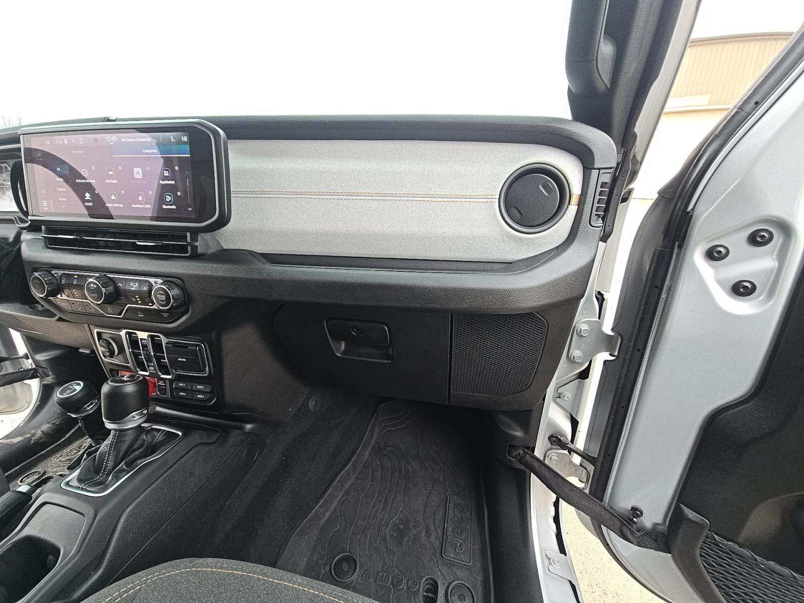 2024 Jeep Wrangler Willys AWD