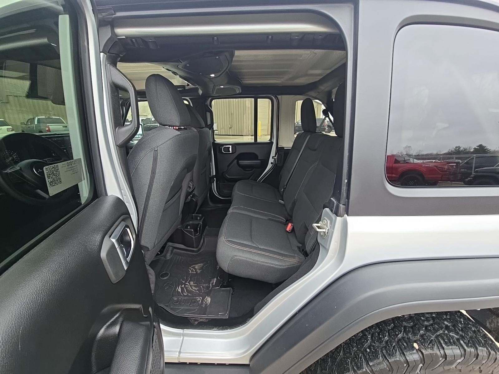 2024 Jeep Wrangler Willys AWD