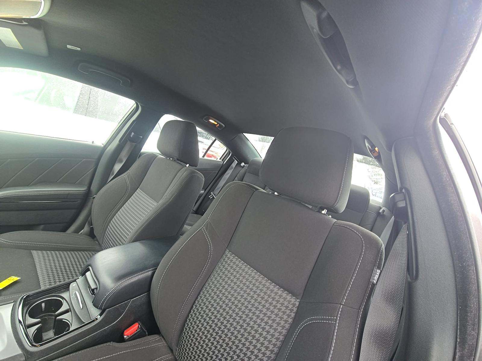 2022 Dodge Charger SXT RWD