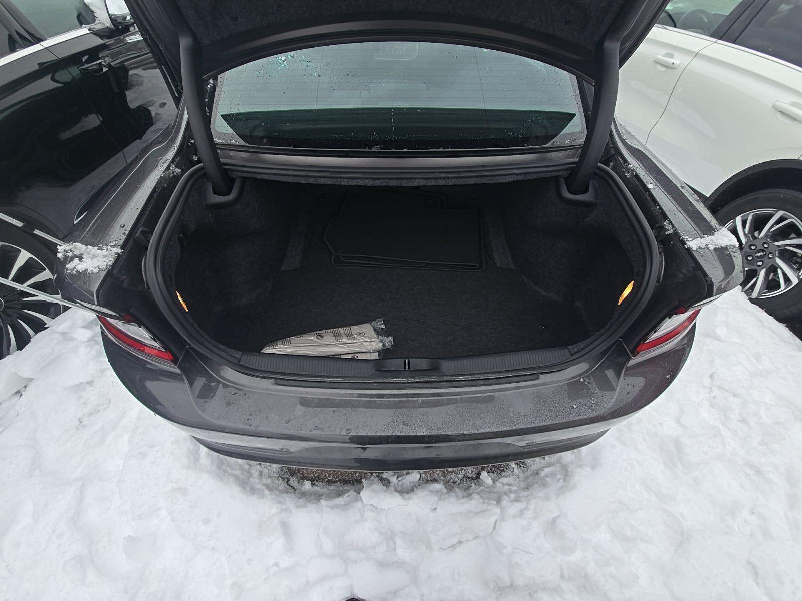 2022 Dodge Charger SXT RWD