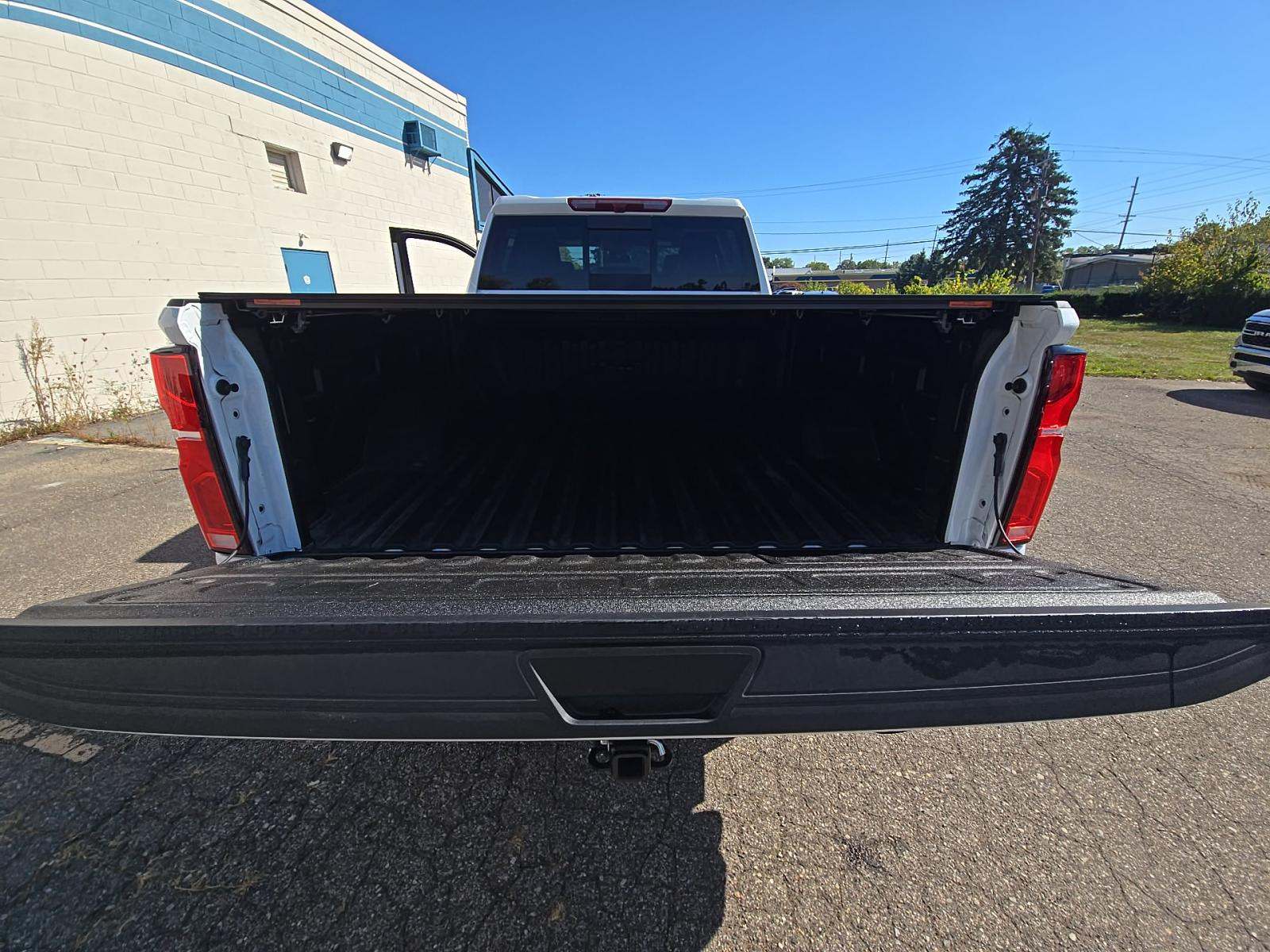 2025 Chevrolet Silverado 3500HD LT AWD