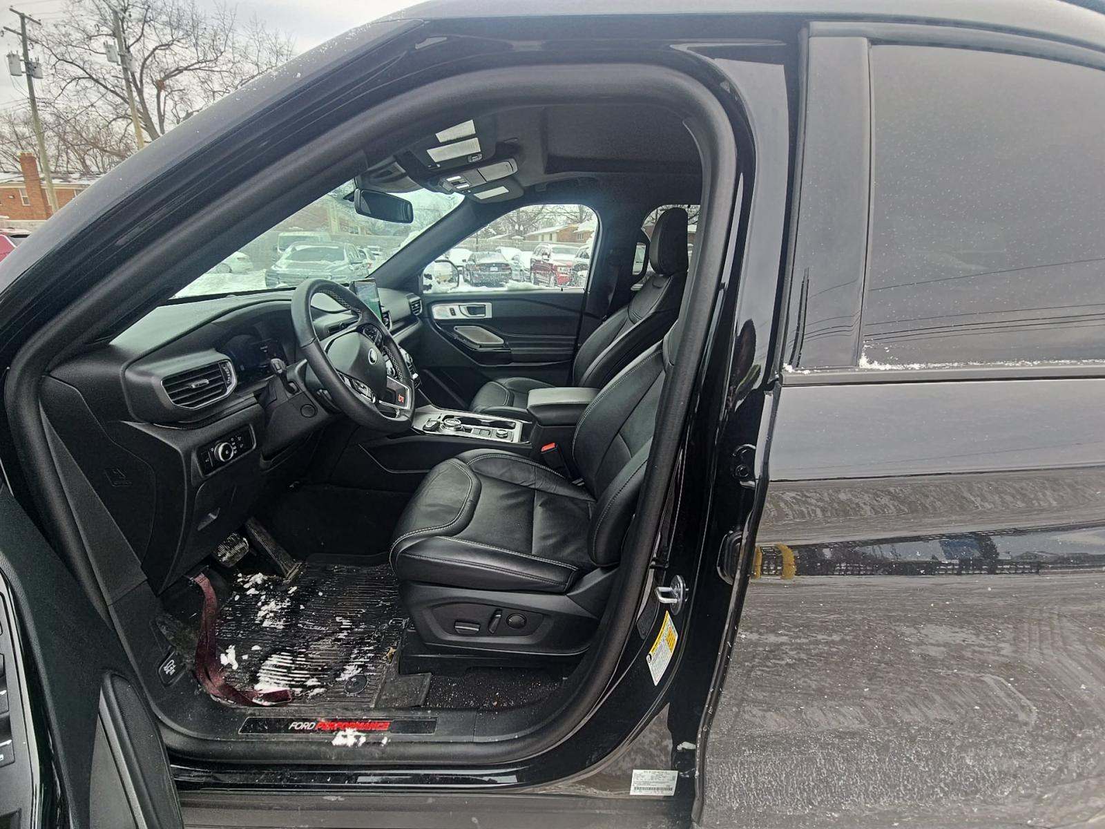 2023 Ford Explorer ST AWD