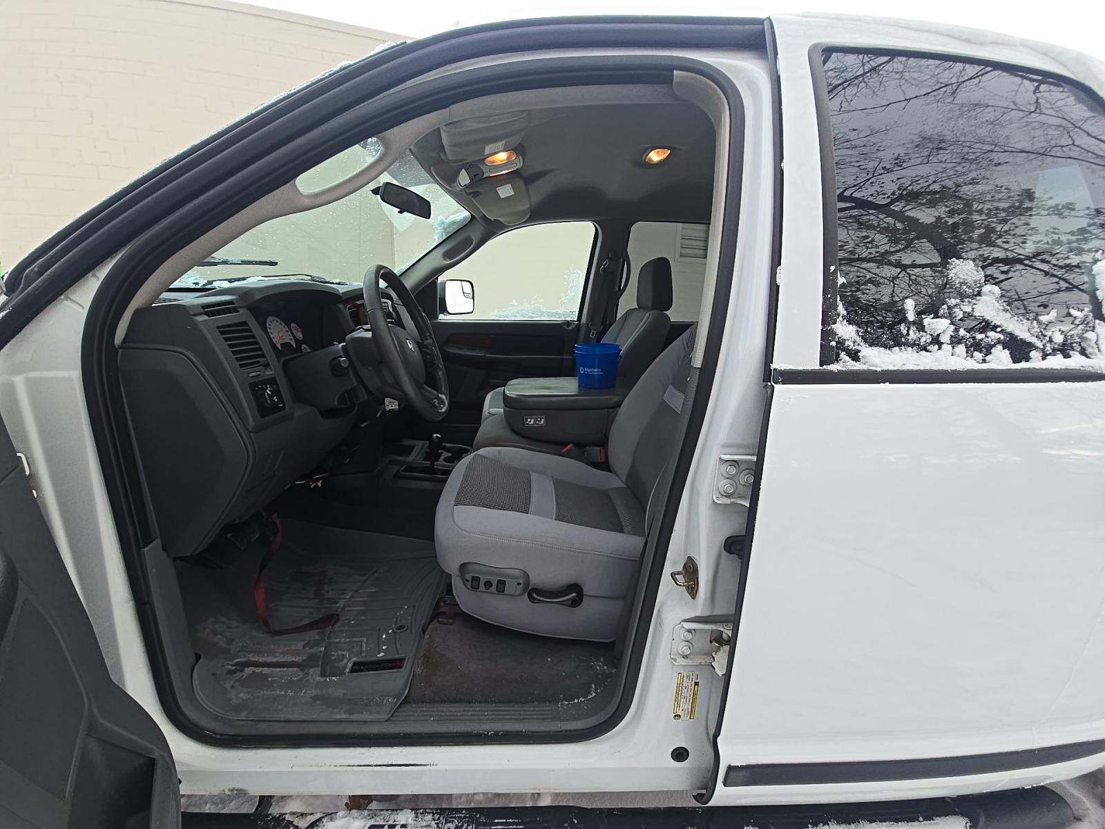 DODGE RAM PICKUP - 6