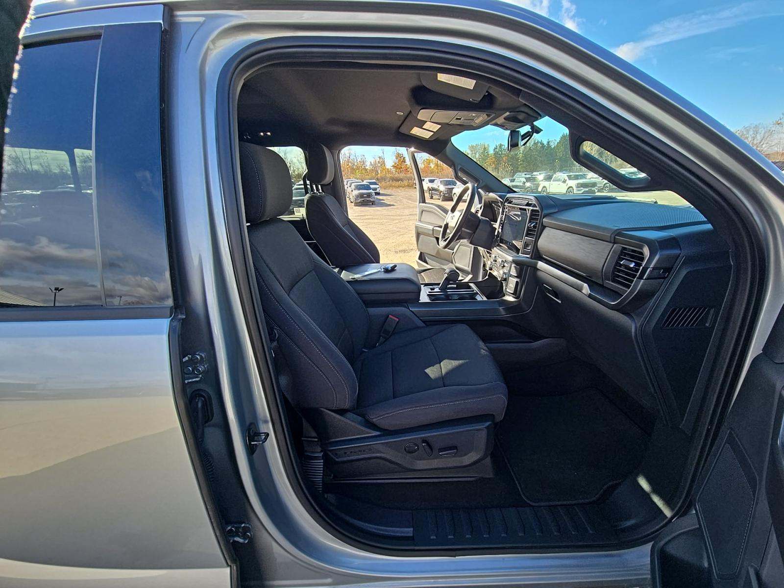 2024 Ford F-150 XLT AWD