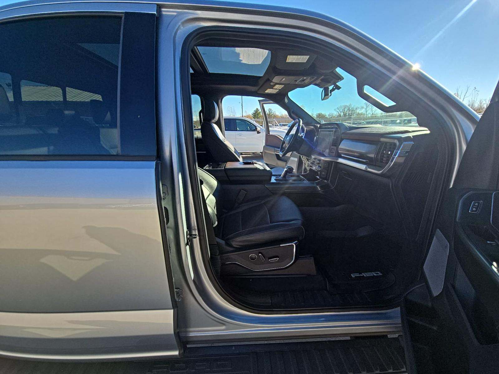 2023 Ford F-150 Lariat AWD