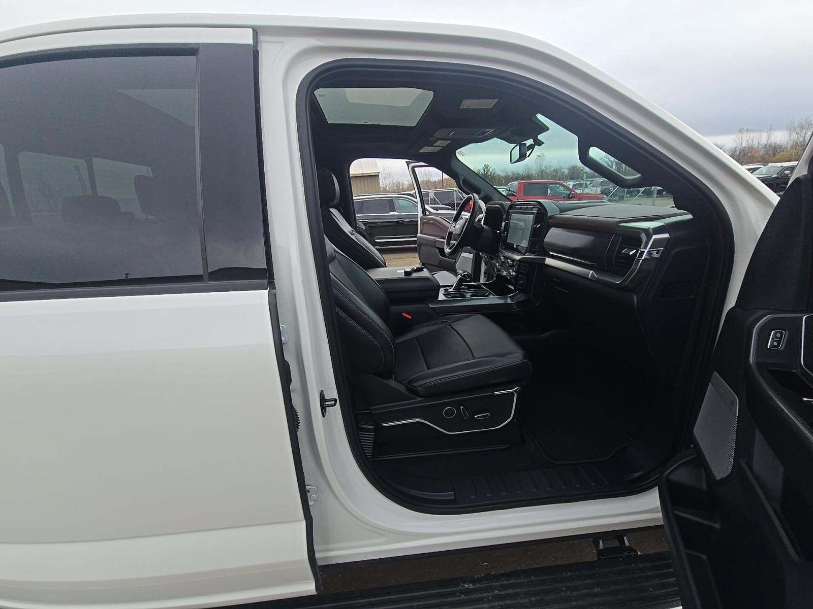 2023 Ford F-150 Lariat AWD