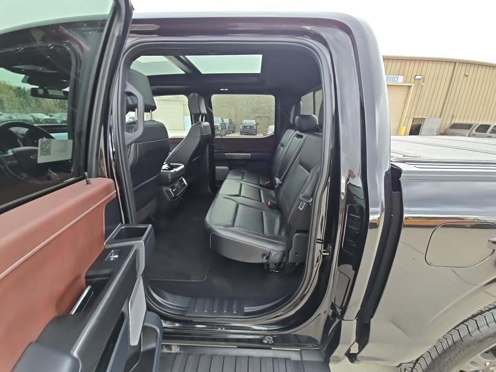 2023 Ford F-150 Lariat AWD