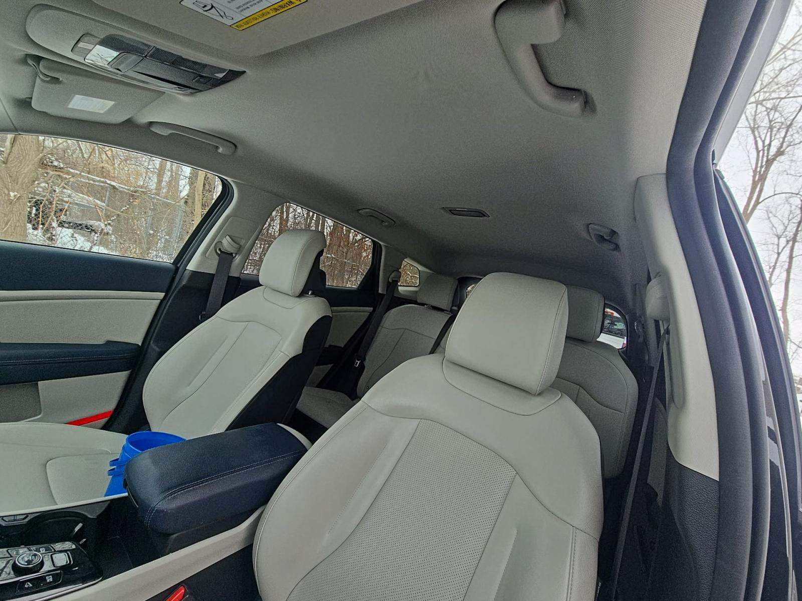 2023 Kia Sportage Hybrid EX AWD