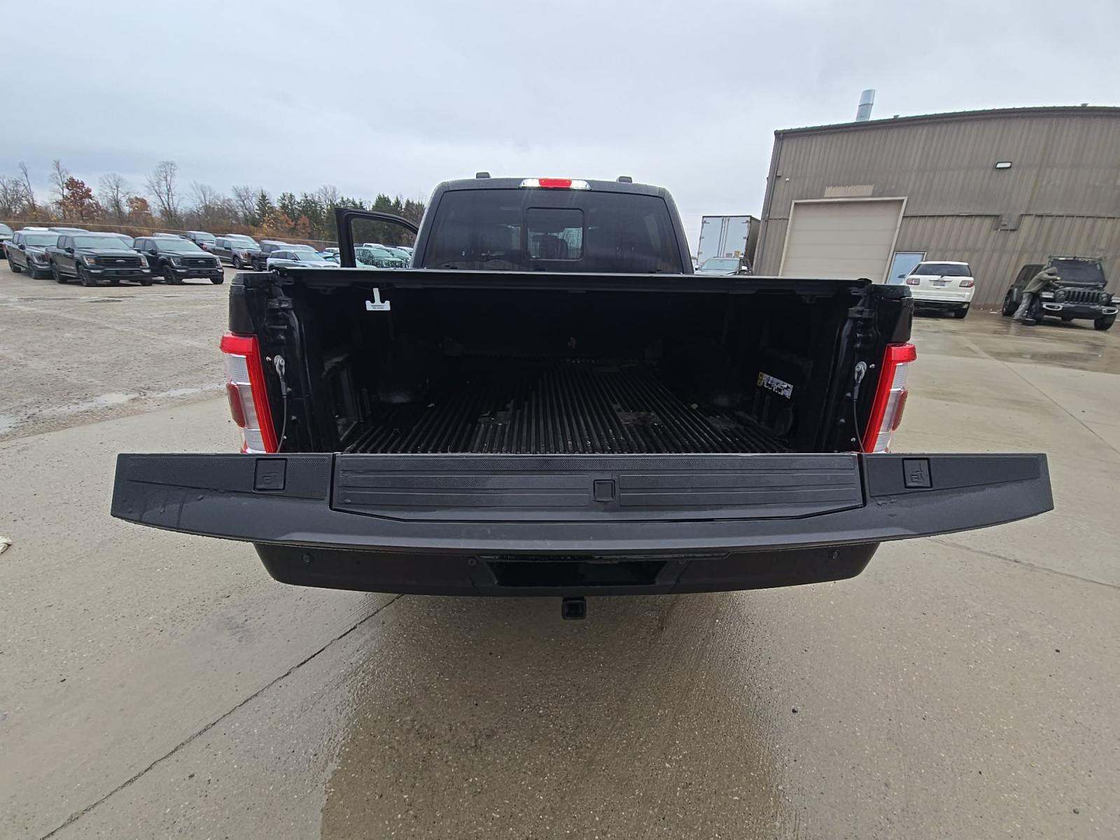 2023 Ford F-150 Lariat AWD