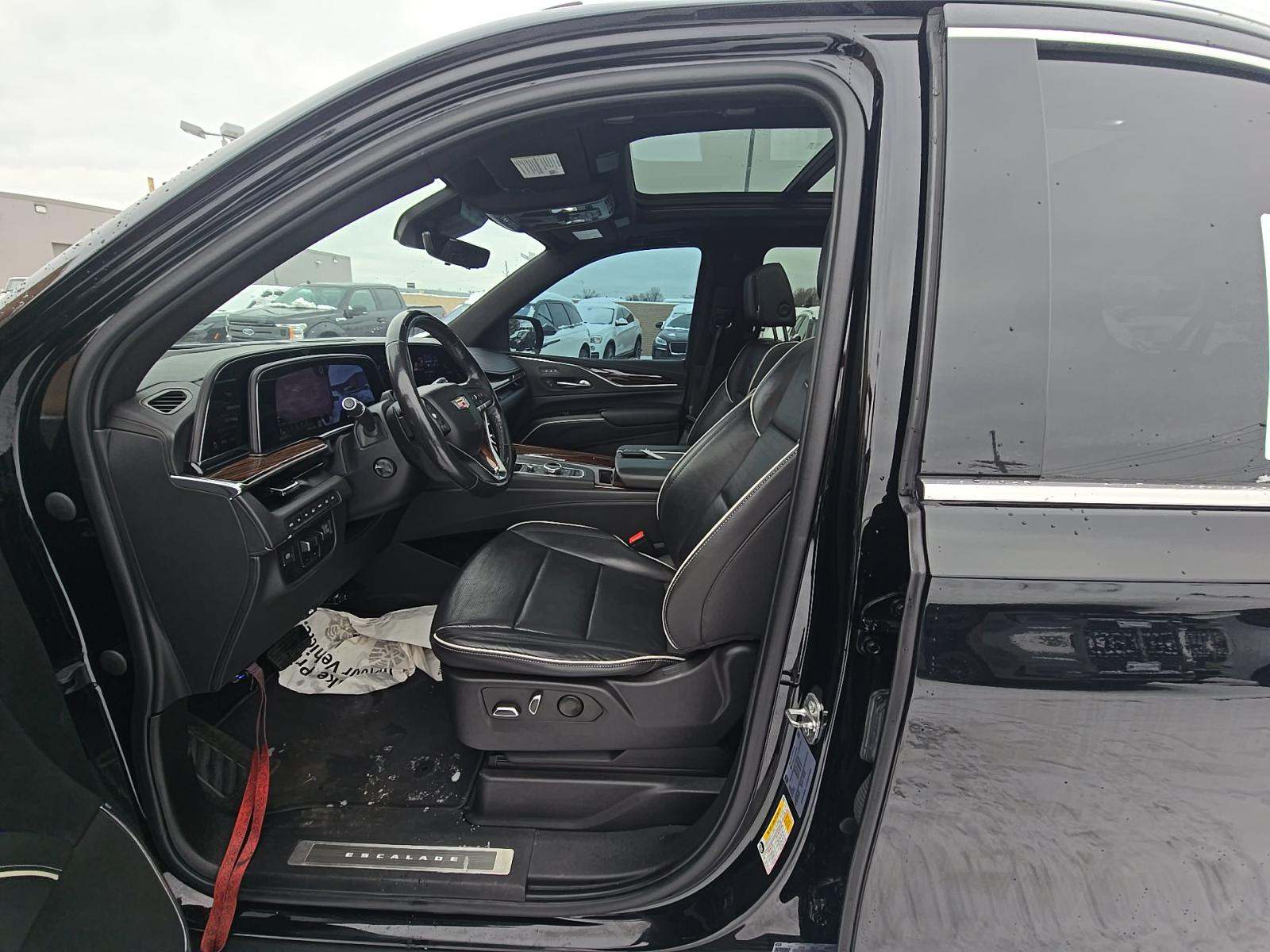 2022 Cadillac Escalade ESV Premium Luxury AWD