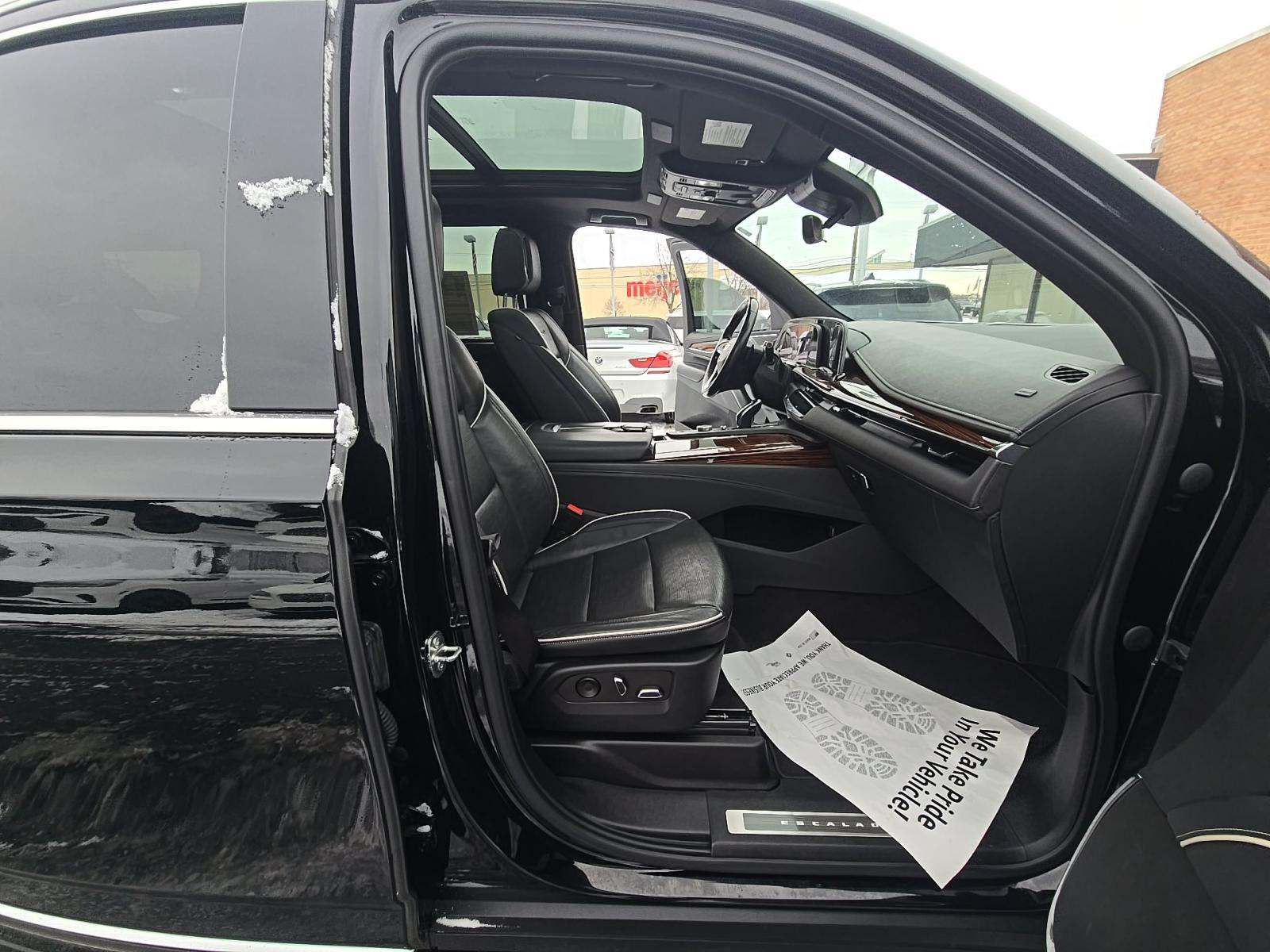 2022 Cadillac Escalade ESV Premium Luxury AWD