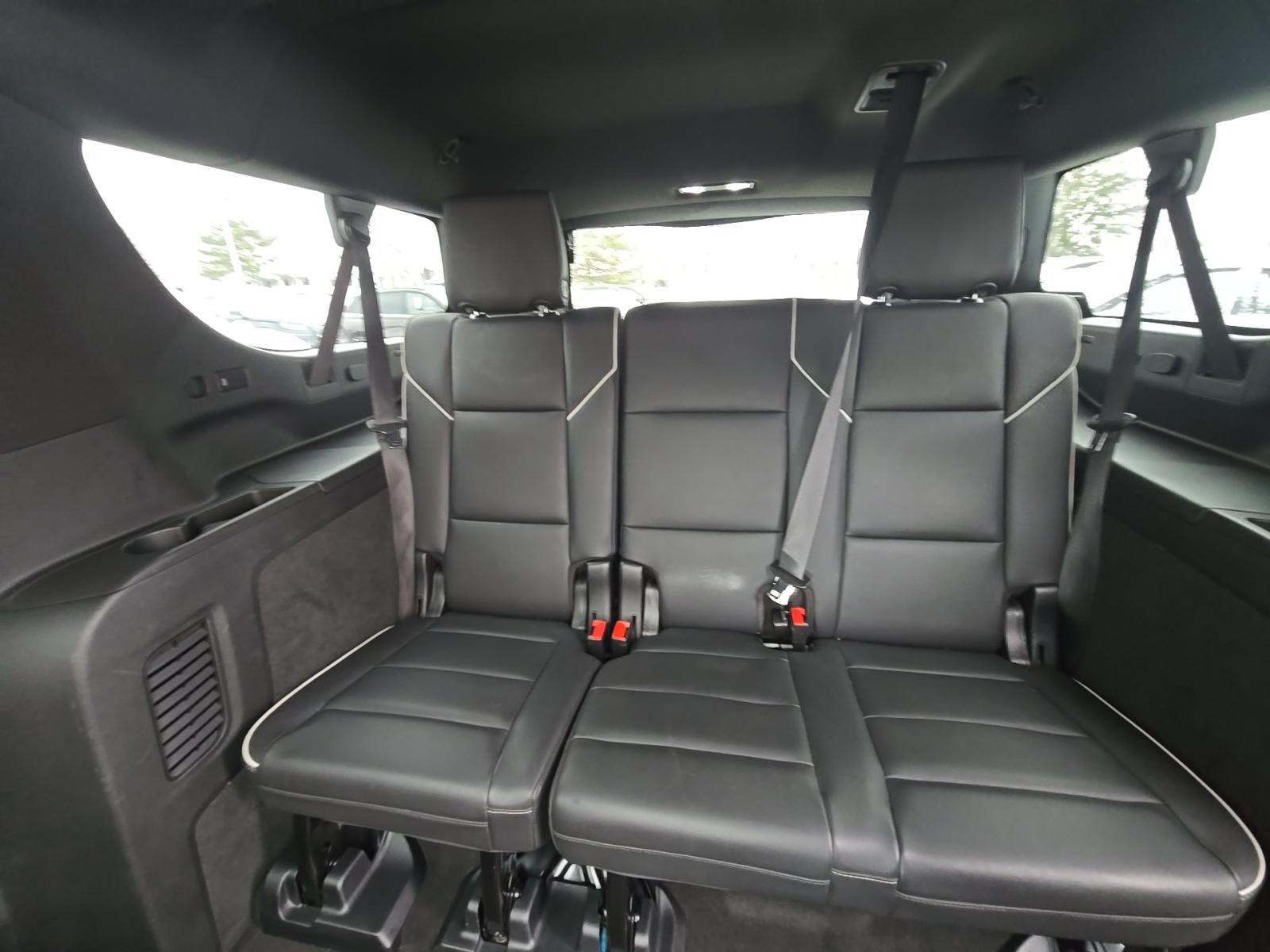 2022 Cadillac Escalade ESV Premium Luxury AWD