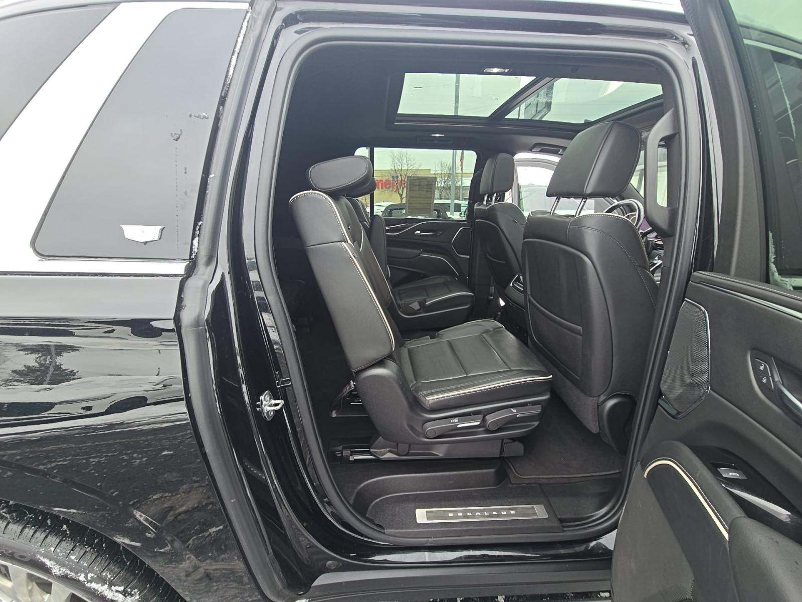 2022 Cadillac Escalade ESV Premium Luxury AWD