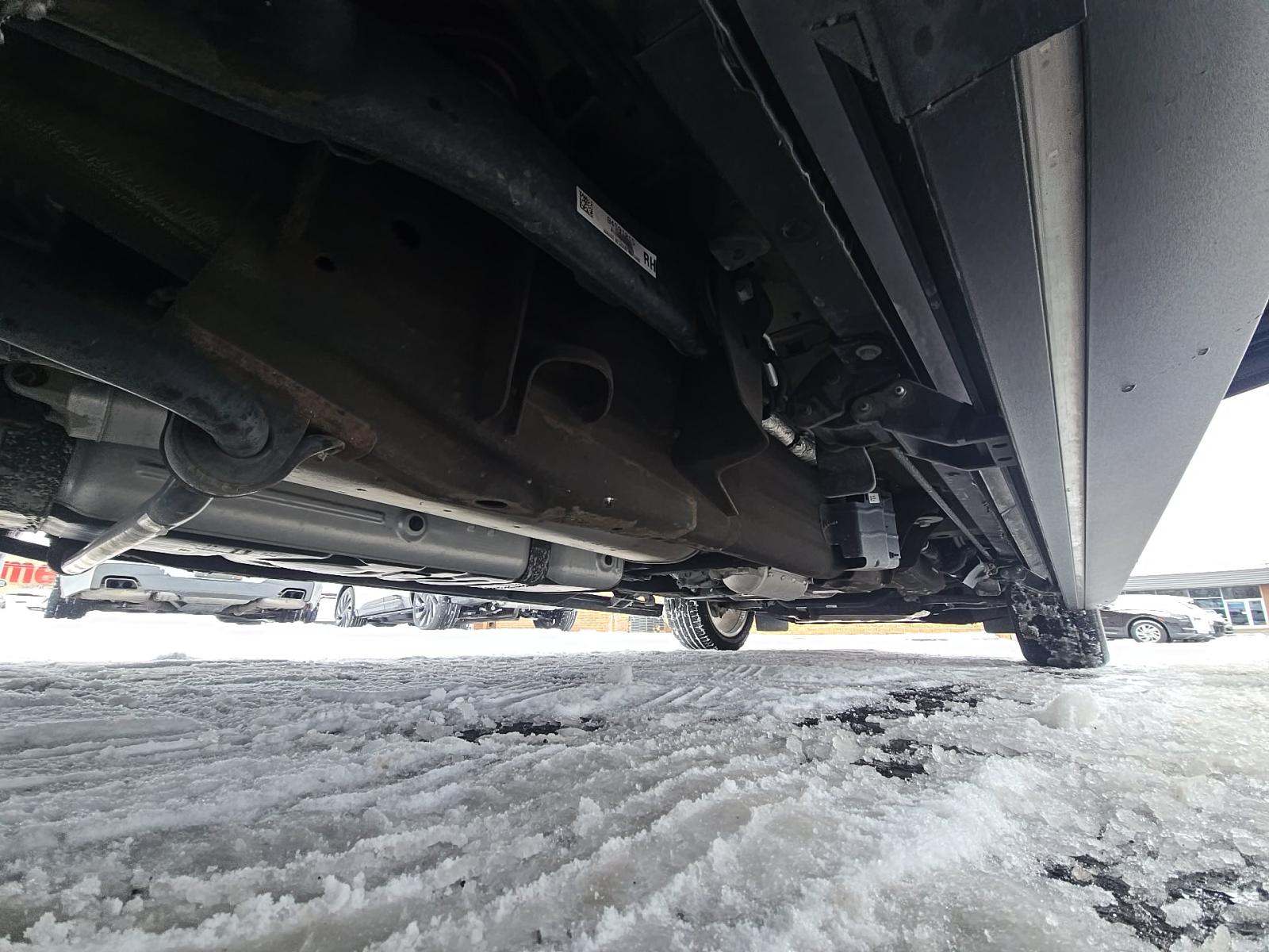 2022 Cadillac Escalade ESV Premium Luxury AWD