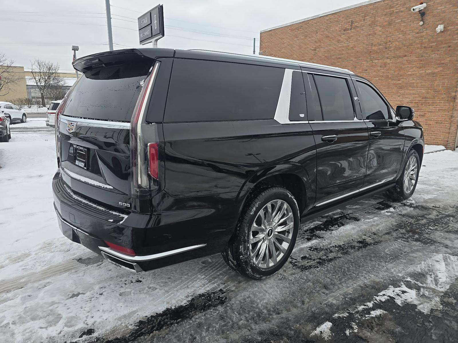 2022 Cadillac Escalade ESV Premium Luxury AWD