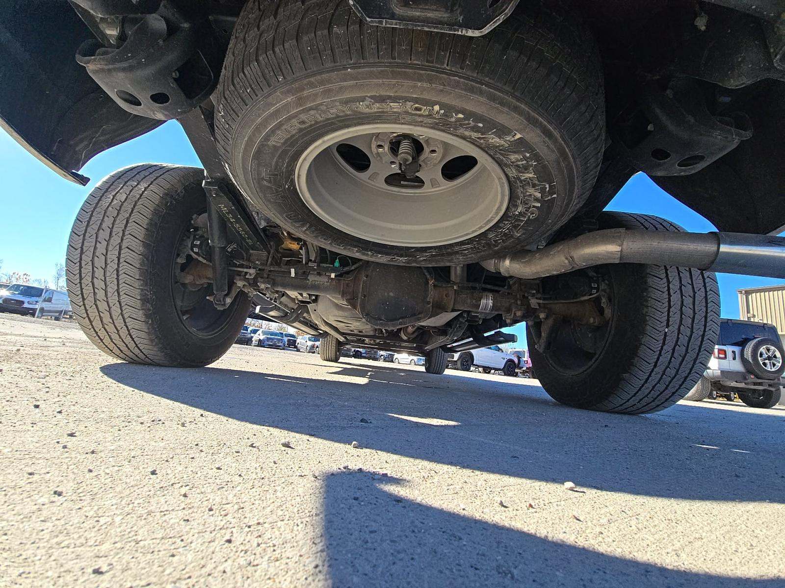 2023 Ford F-150 Lariat AWD