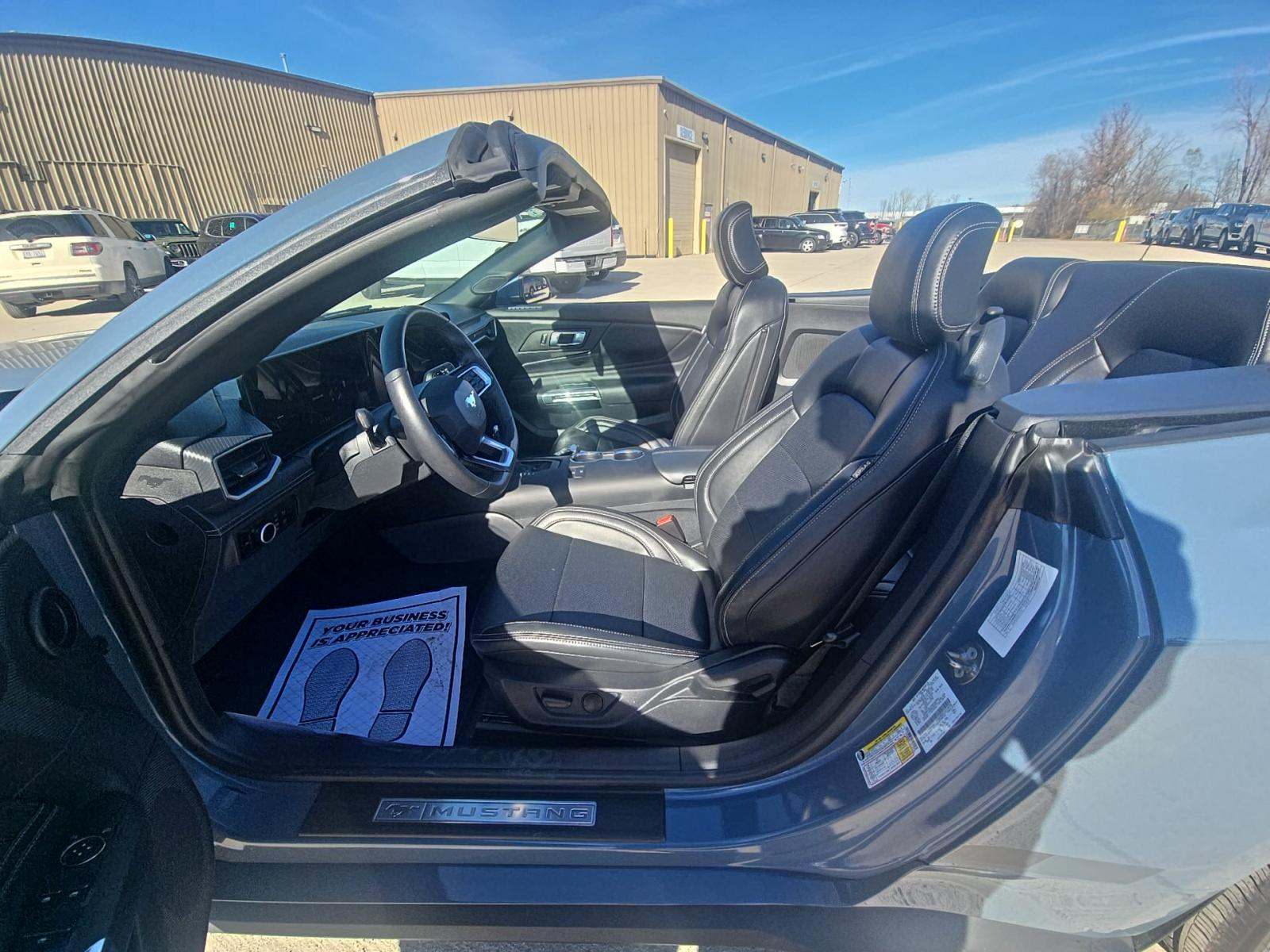 2025 Ford Mustang EcoBoost Premium RWD