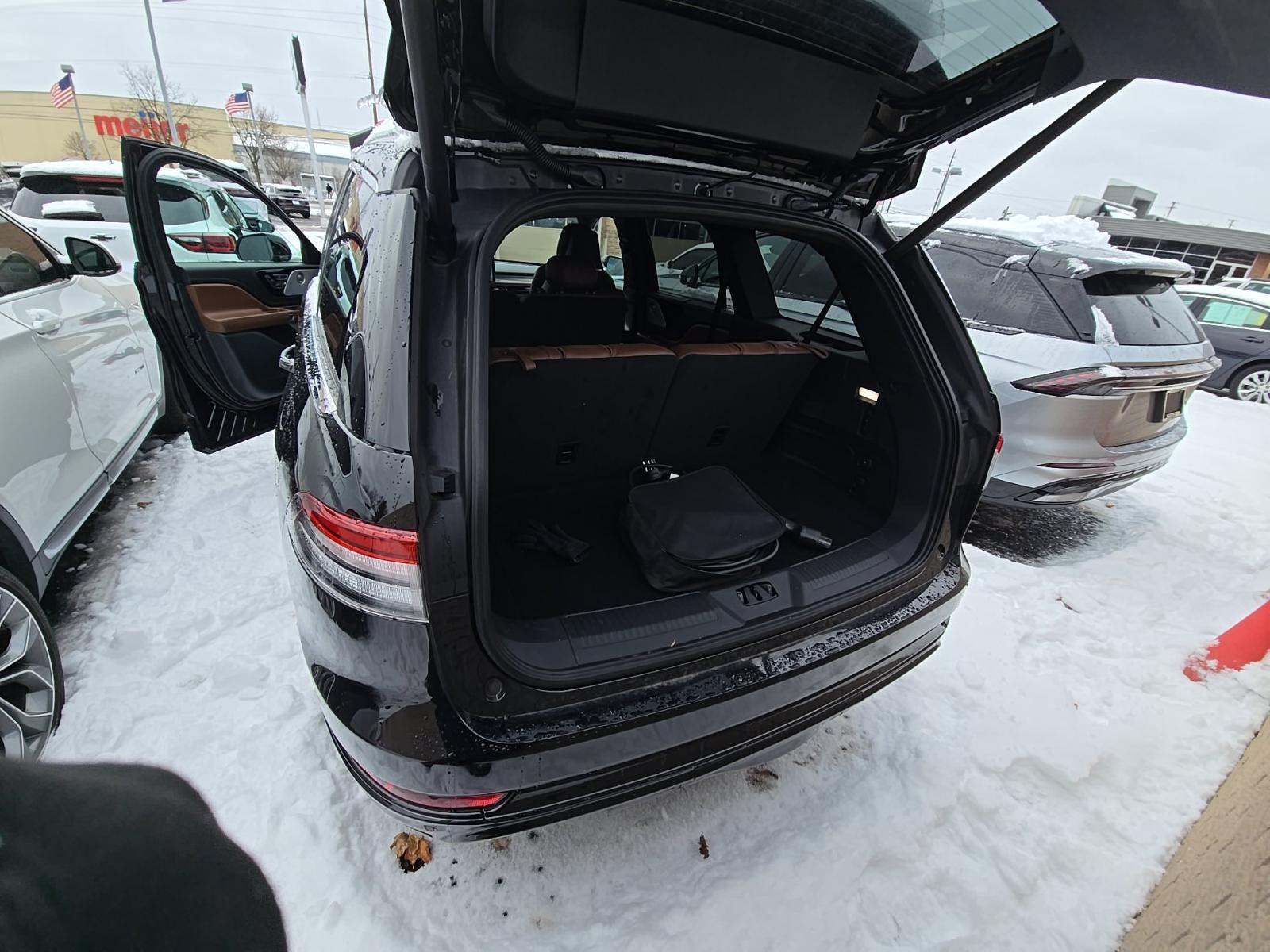 2023 Lincoln Aviator Plug-In Hybrid Grand Touring AWD