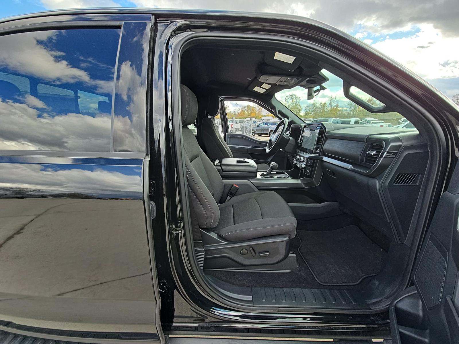 2024 Ford F-150 XLT AWD