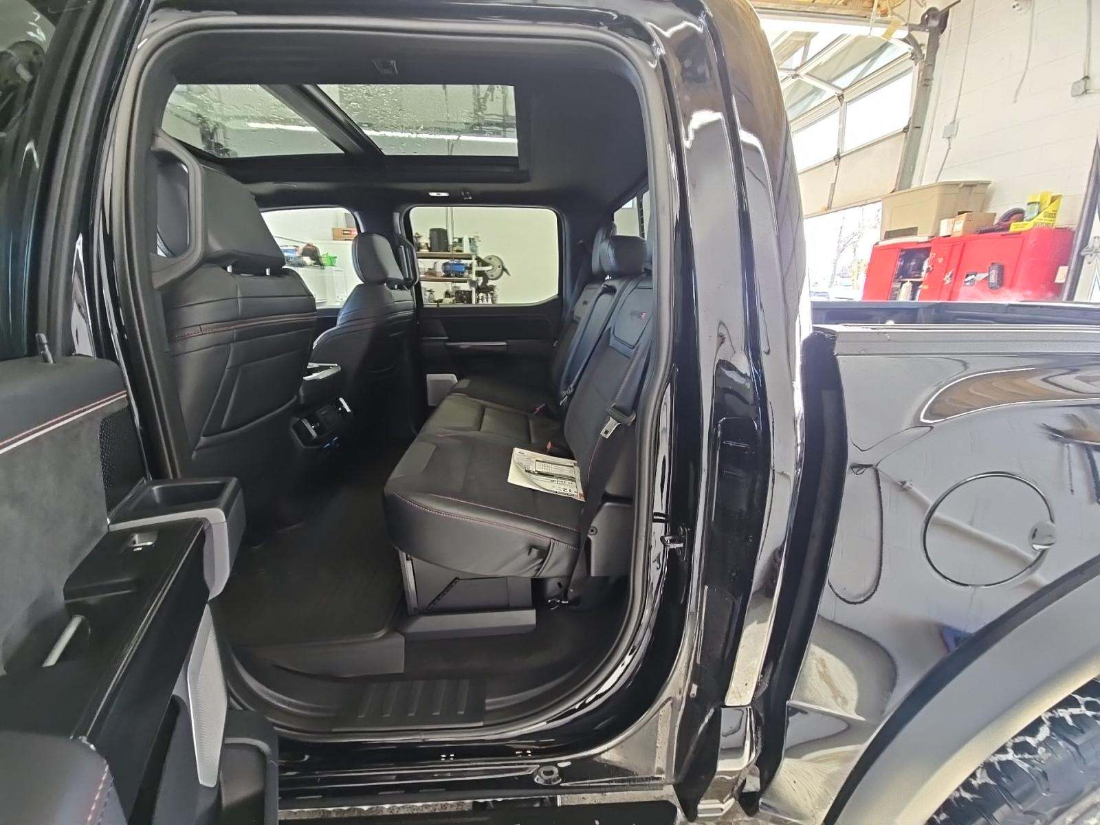 2025 Ford F-150 Raptor AWD