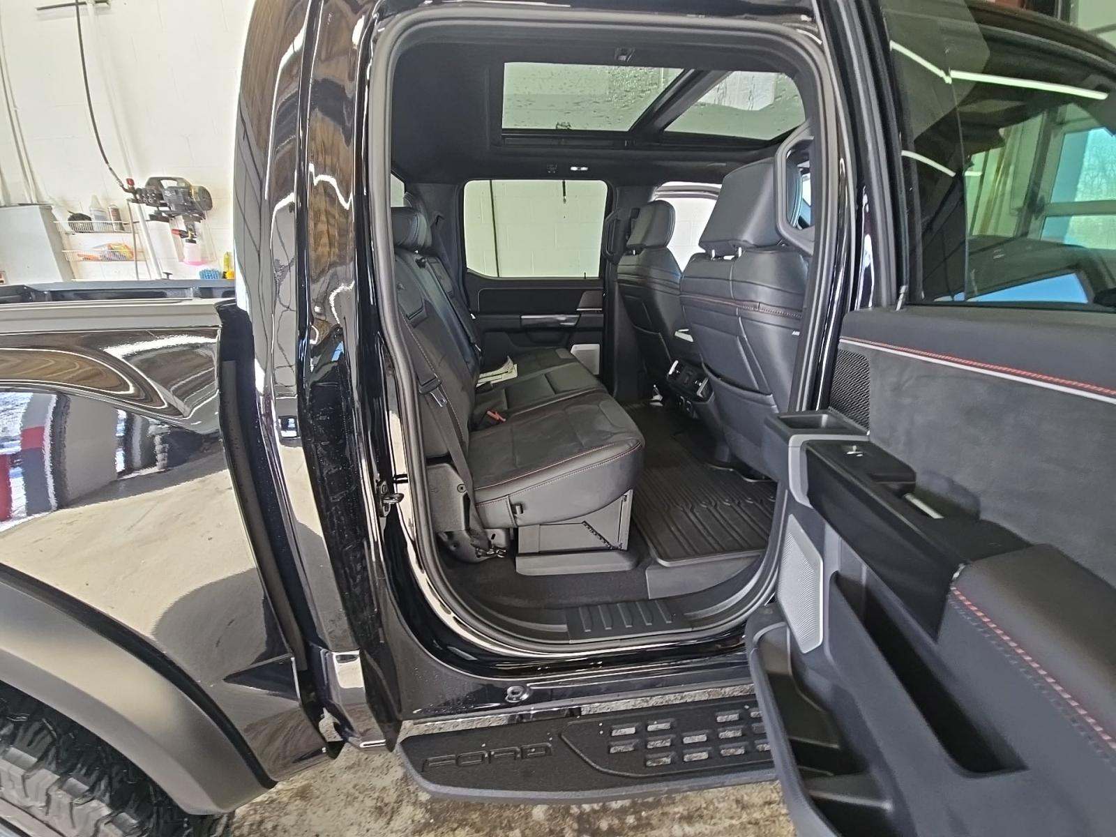 2025 Ford F-150 Raptor AWD