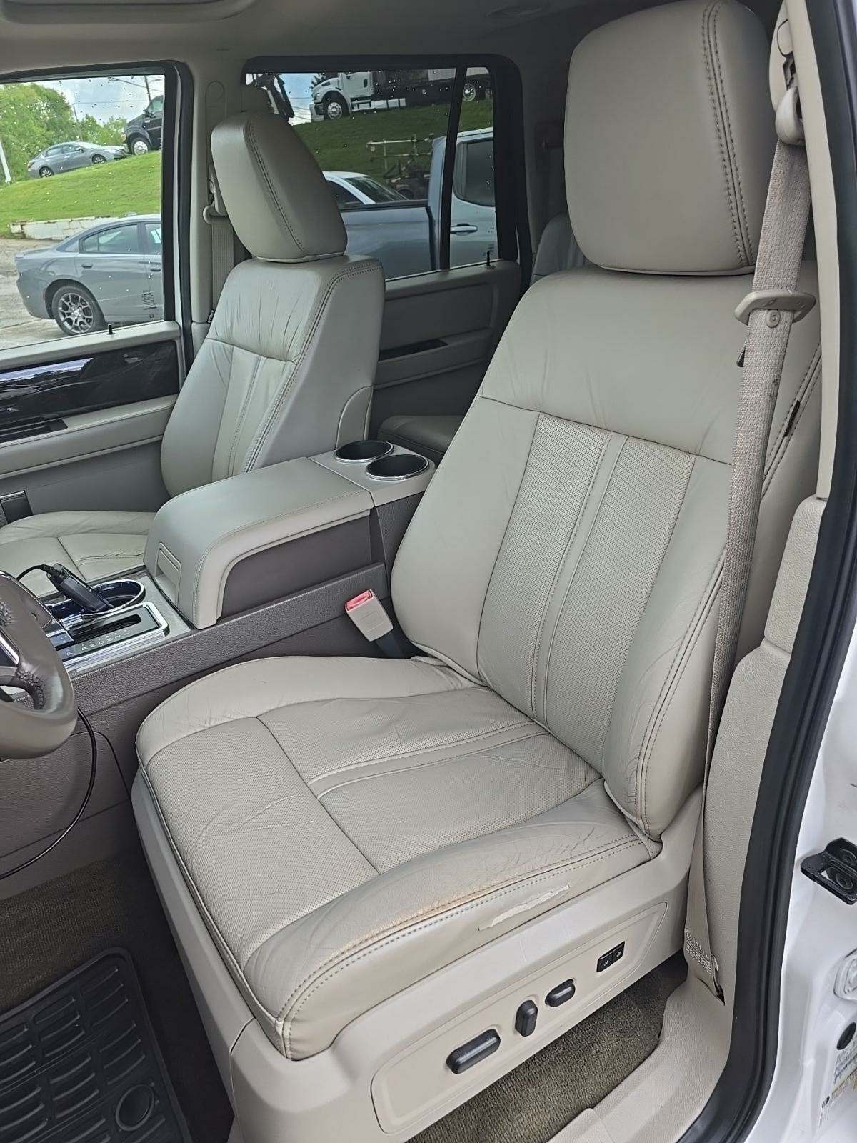 2015 Lincoln Navigator L Base AWD
