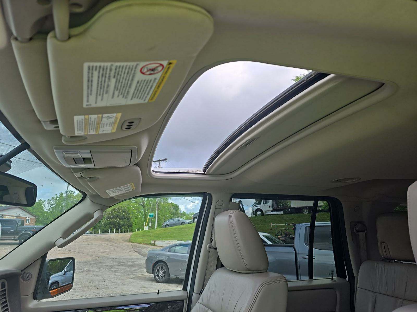 2015 Lincoln Navigator L Base AWD