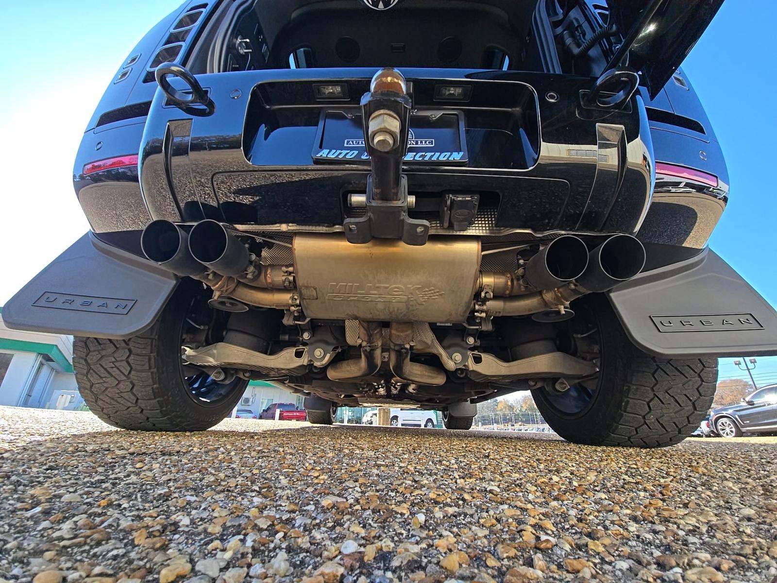 2024 Land Rover Defender 110 V8 AWD