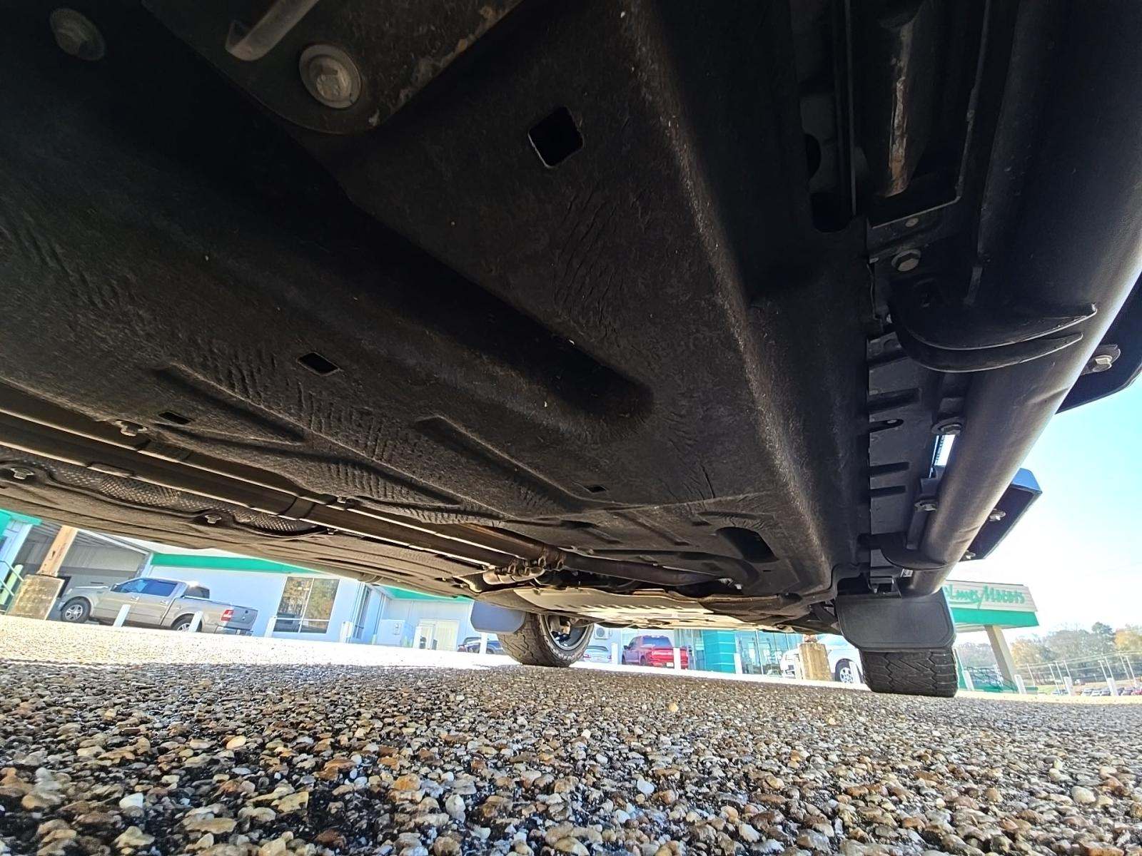 2024 Land Rover Defender 110 V8 AWD