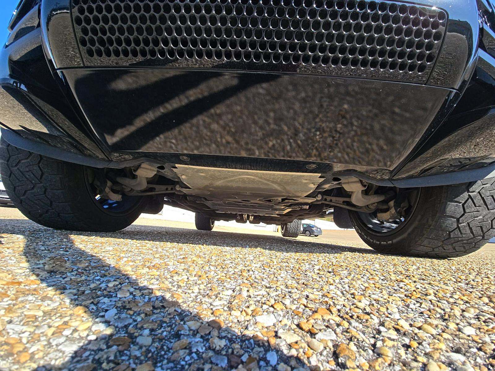 2024 Land Rover Defender 110 V8 AWD