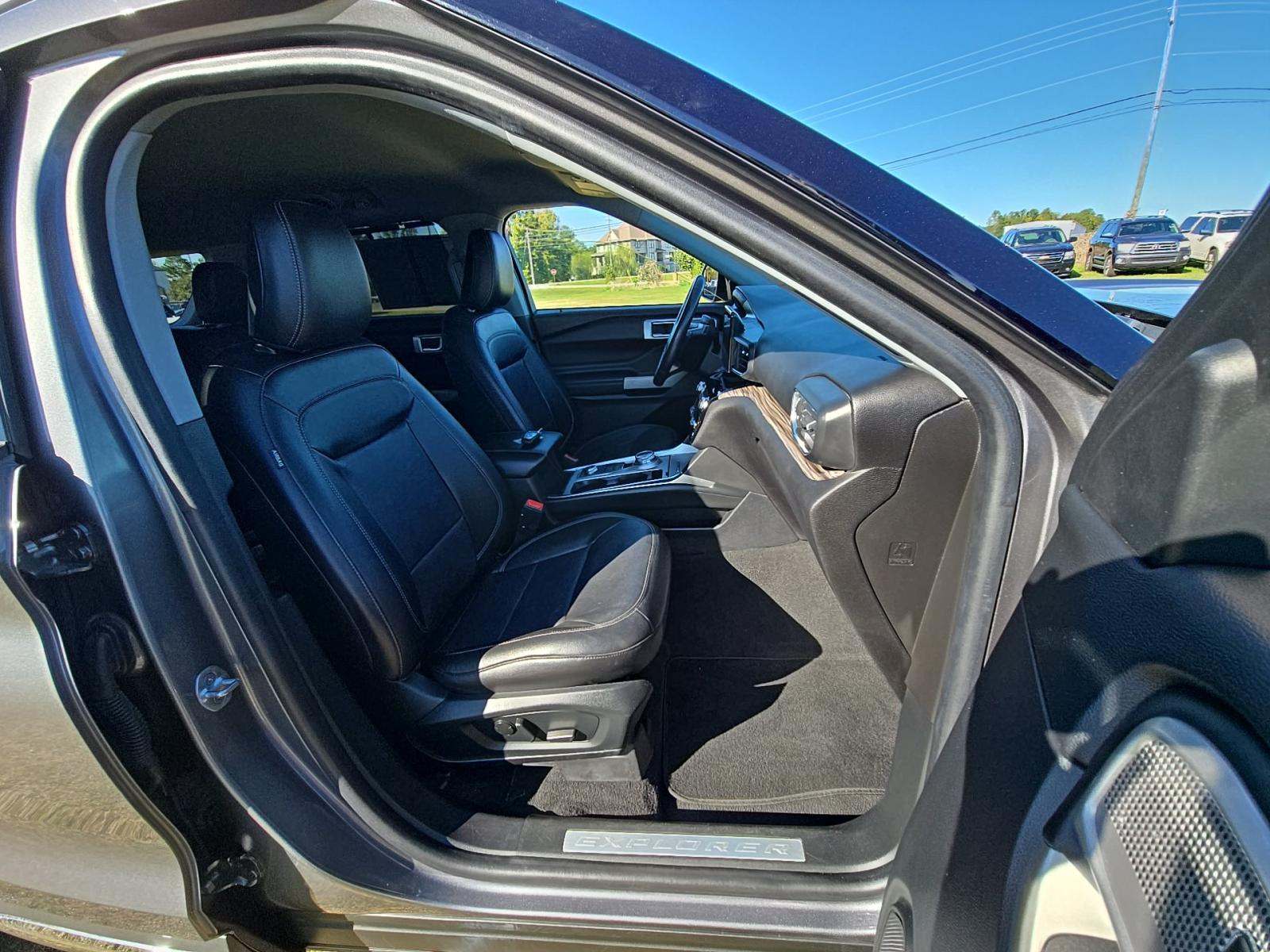 2022 Ford Explorer Limited AWD