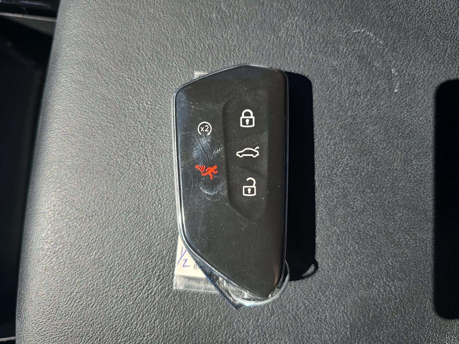 2024 Volkswagen Atlas 2.0T Peak Edition SE AWD