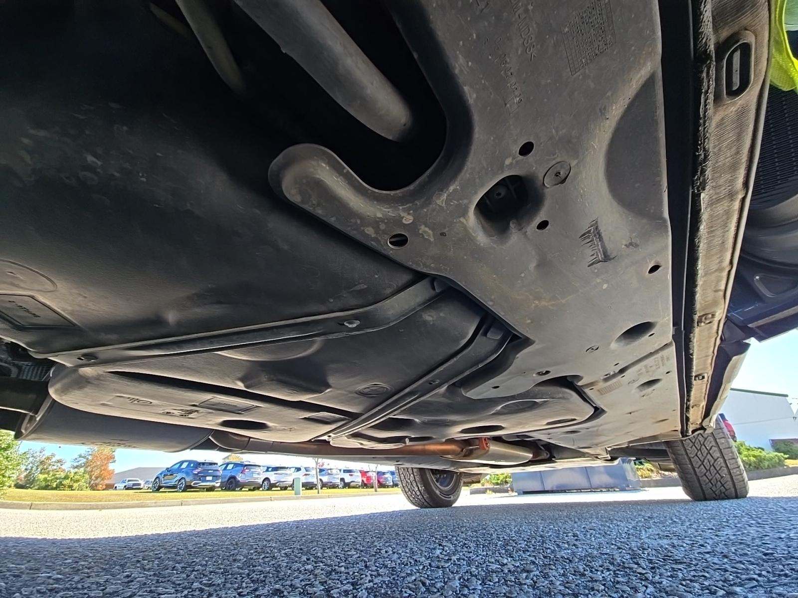 2024 Volkswagen Atlas 2.0T Peak Edition SE AWD