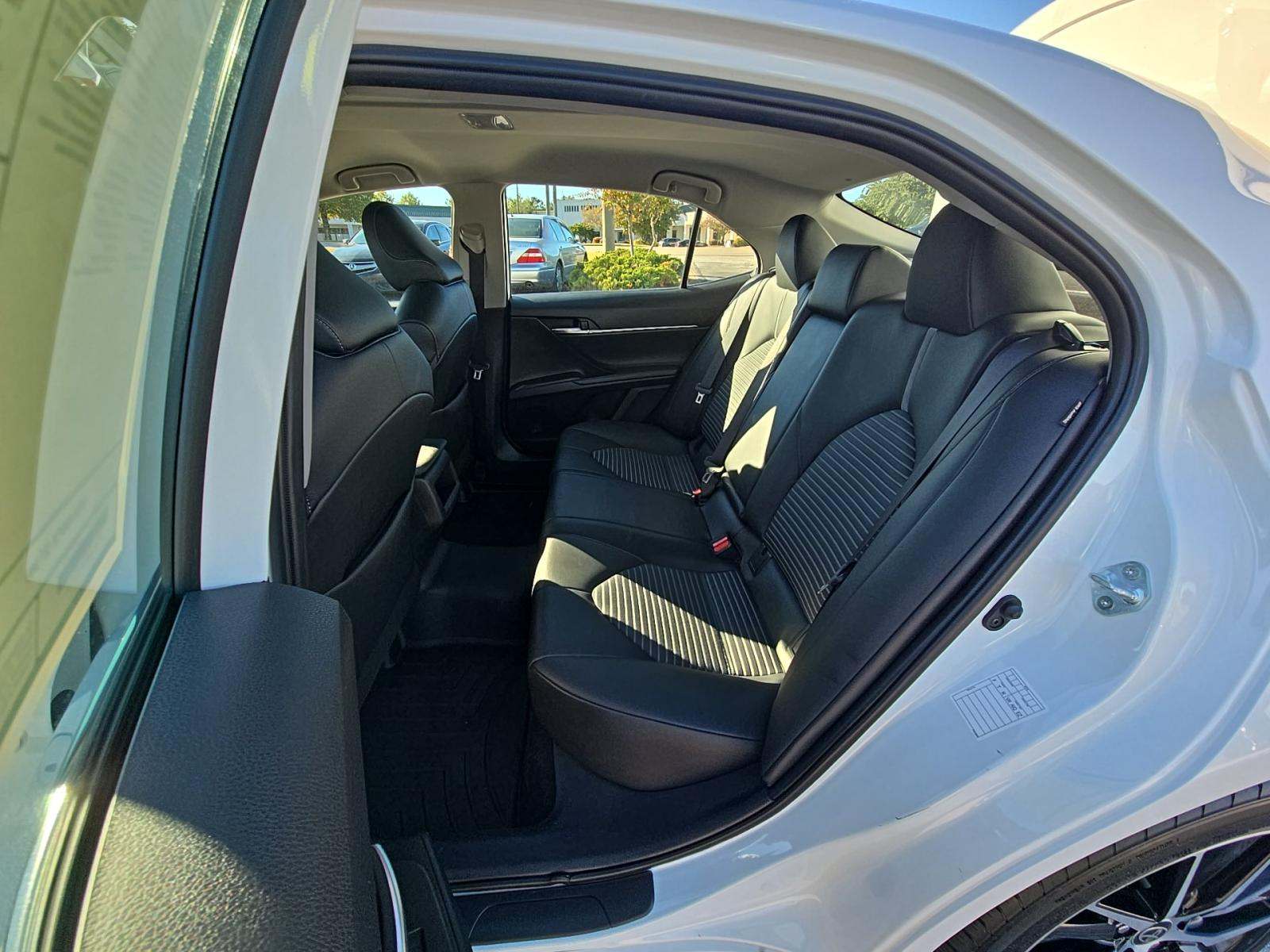 2023 Toyota Camry SE FWD