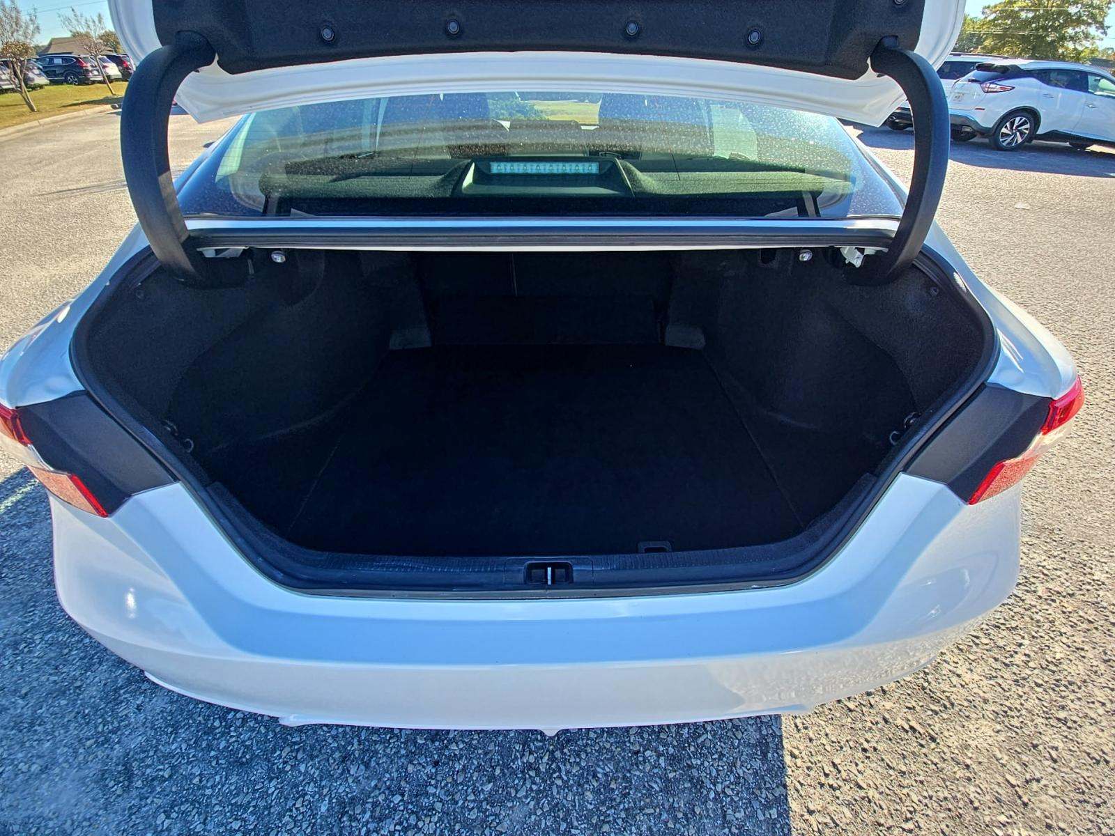 2023 Toyota Camry SE FWD