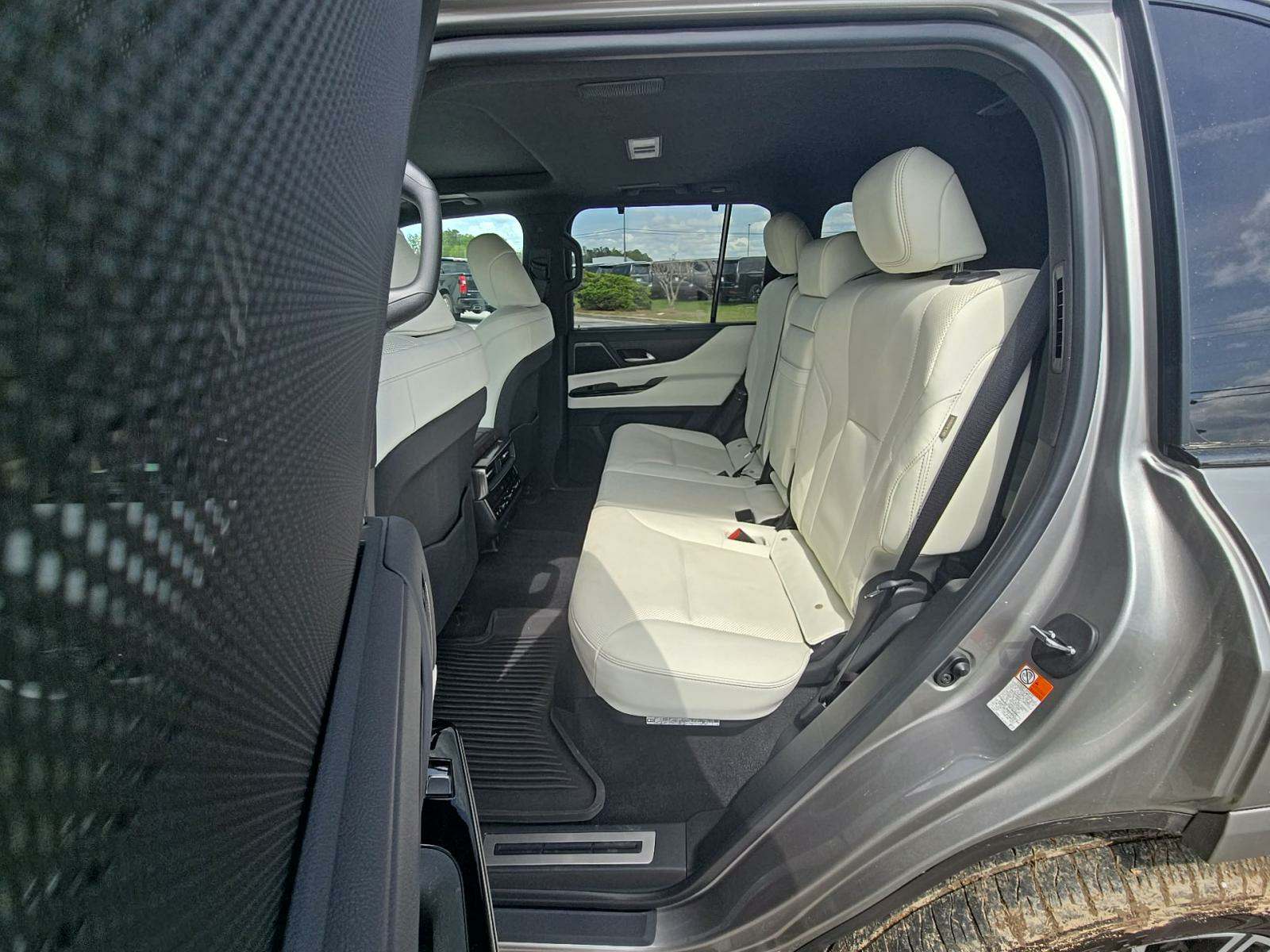 2024 Lexus LX LX 600 Luxury AWD