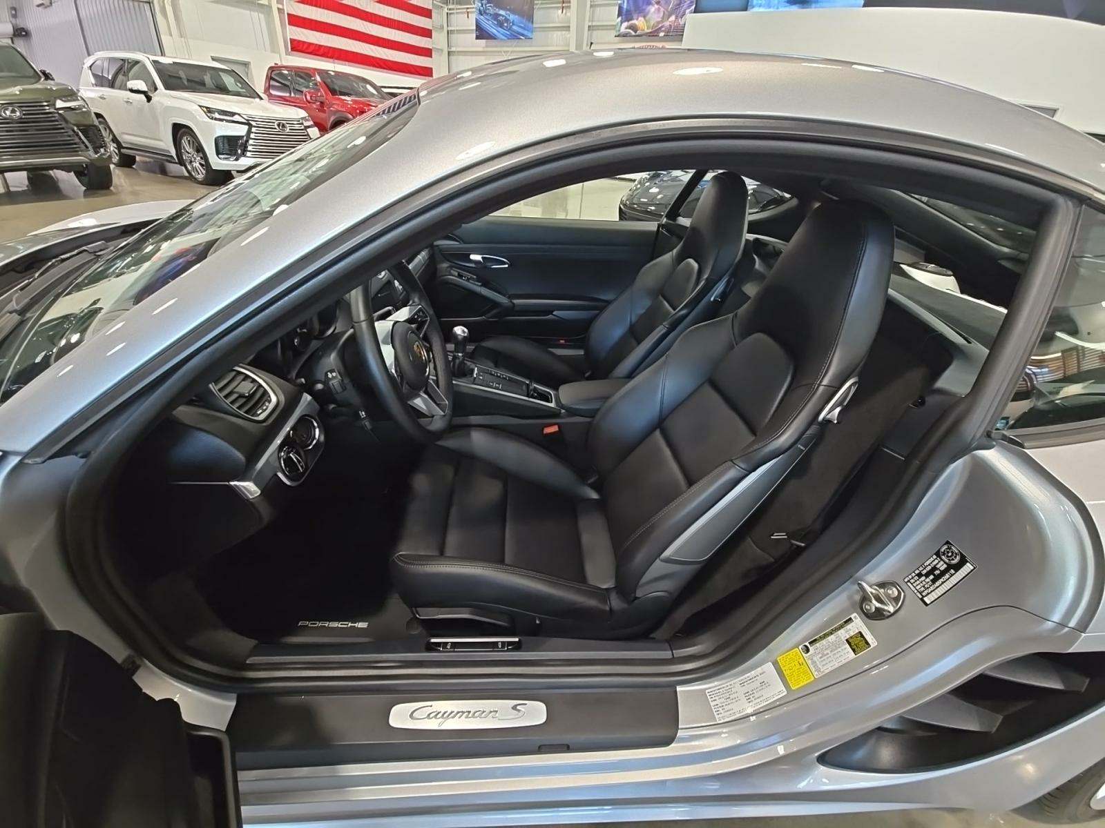 2023 Porsche 718 Cayman S RWD