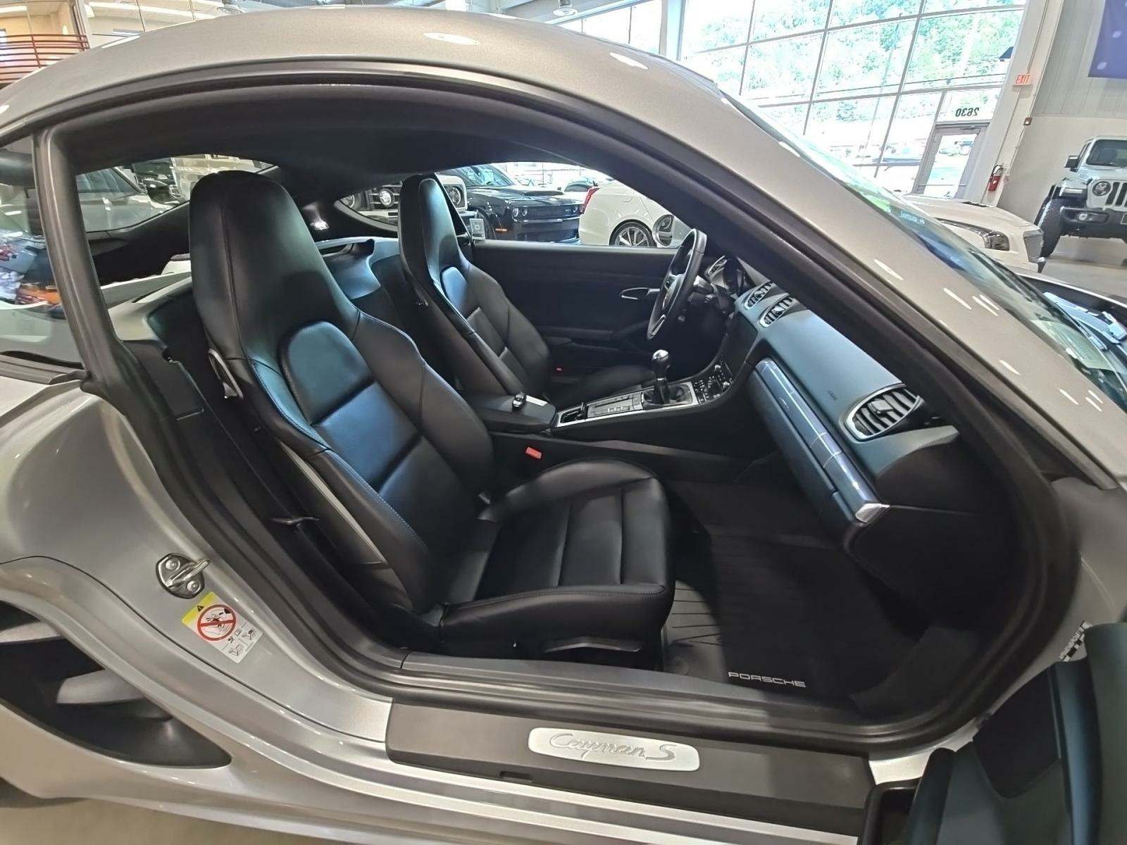 2023 Porsche 718 Cayman S RWD