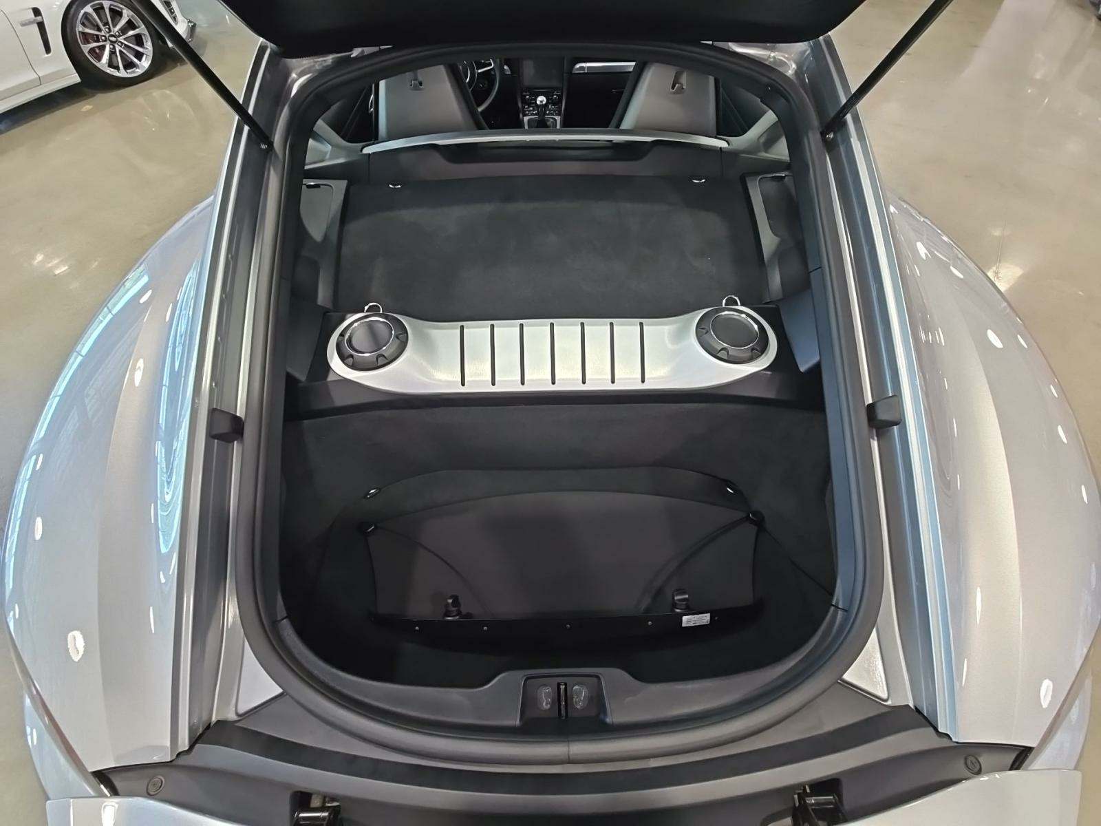 2023 Porsche 718 Cayman S RWD