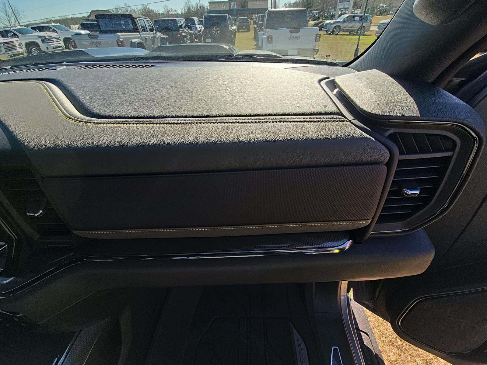 2023 Chevrolet Silverado 1500 ZR2 AWD