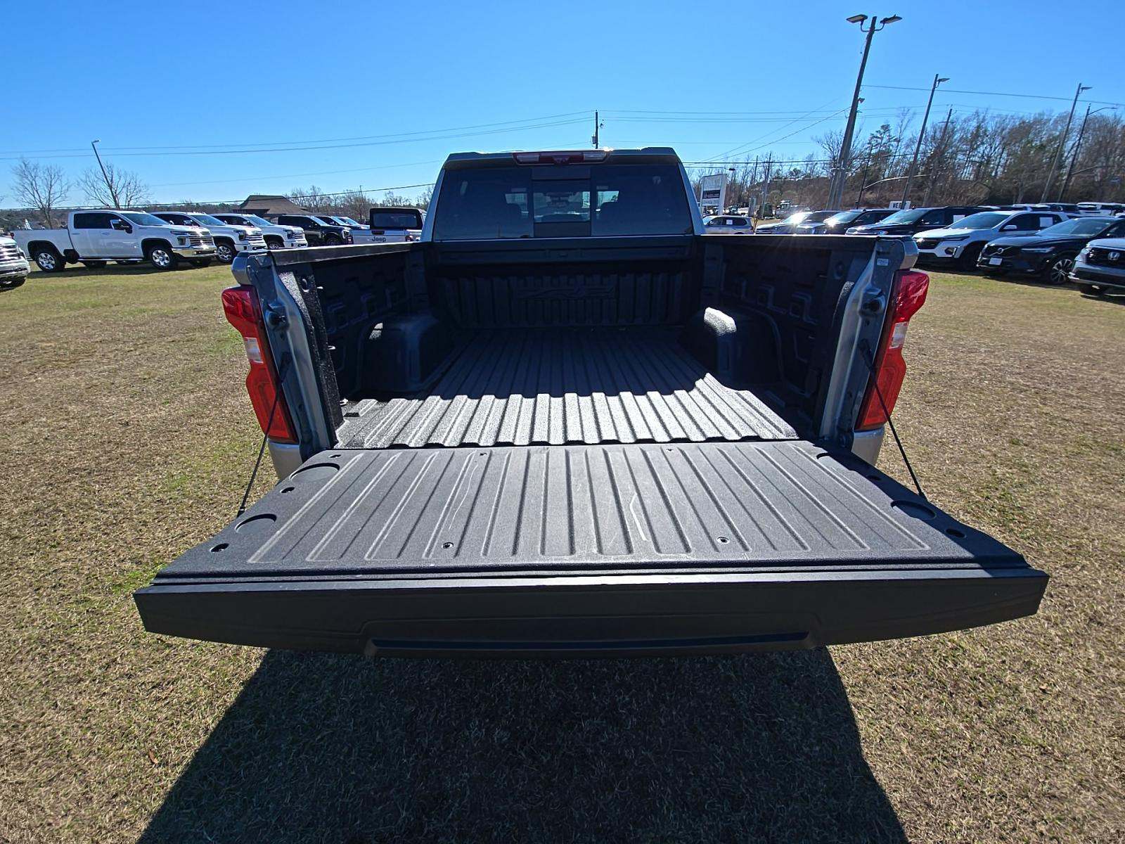2023 Chevrolet Silverado 1500 ZR2 AWD